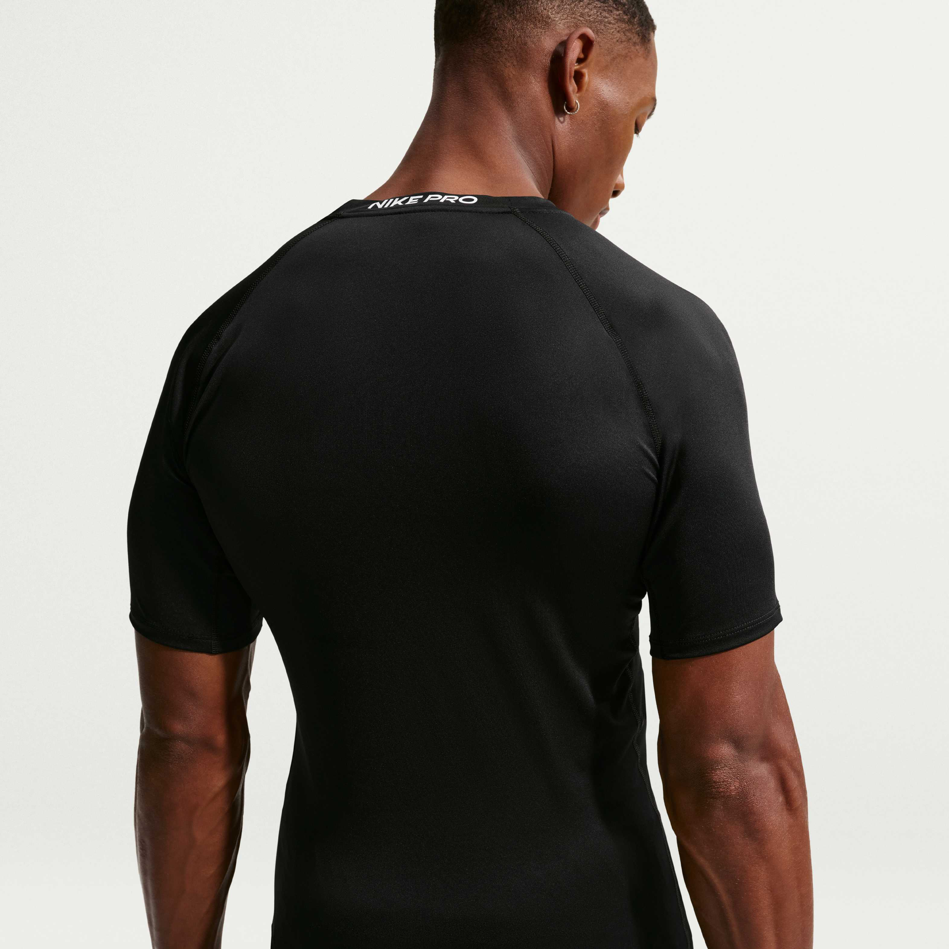 نايكي برو image number 1