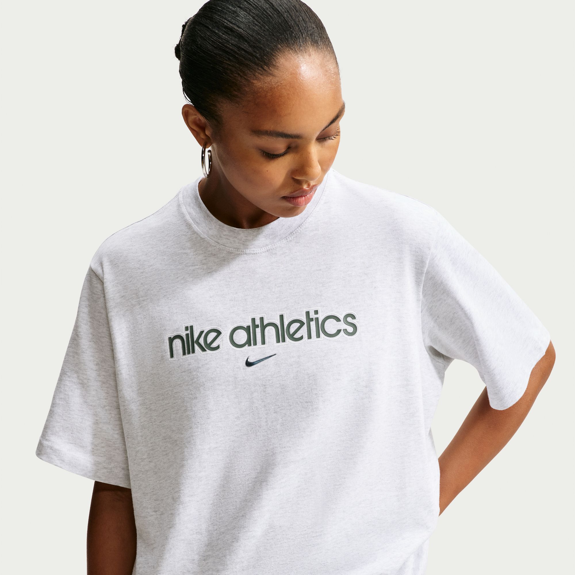 Nike Sportswear Essentials image number 2