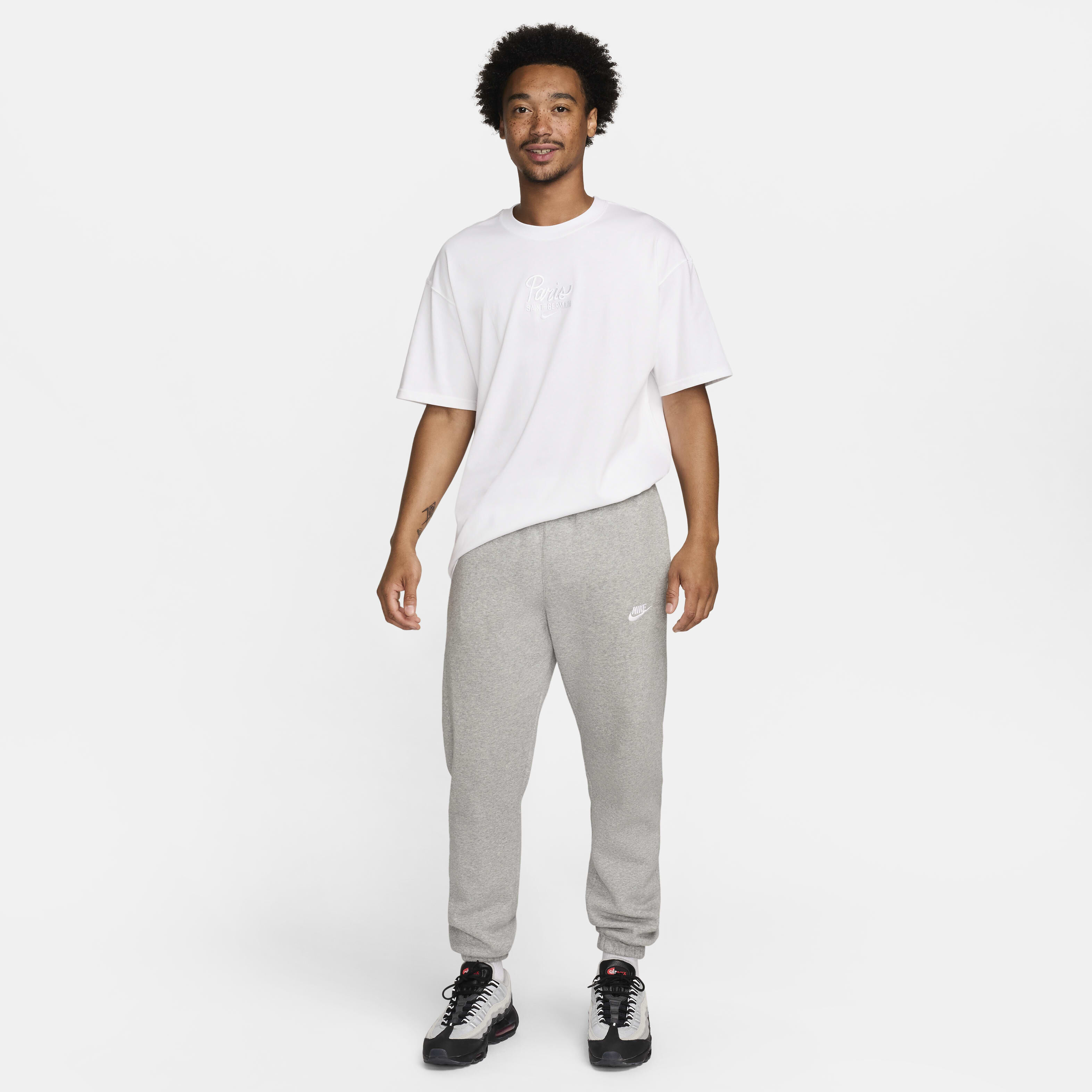 باريس سان جيرمان بريميوم ايسنشالز image number 5