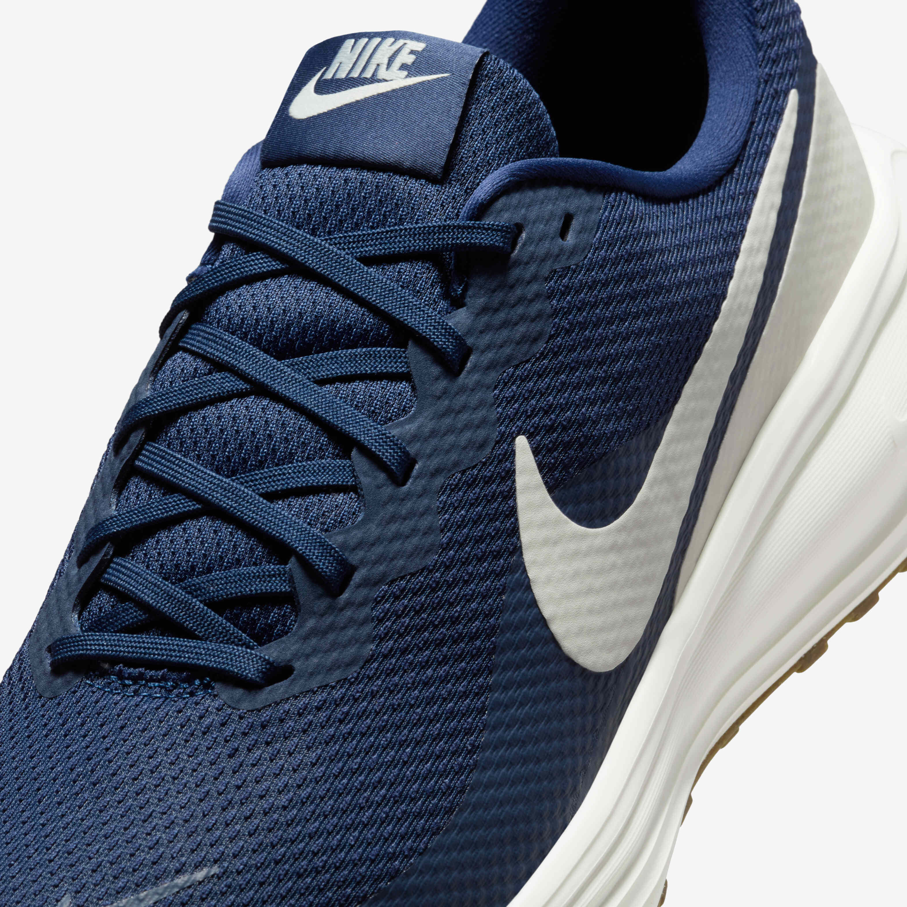 Nike Revolution 8 image number 6