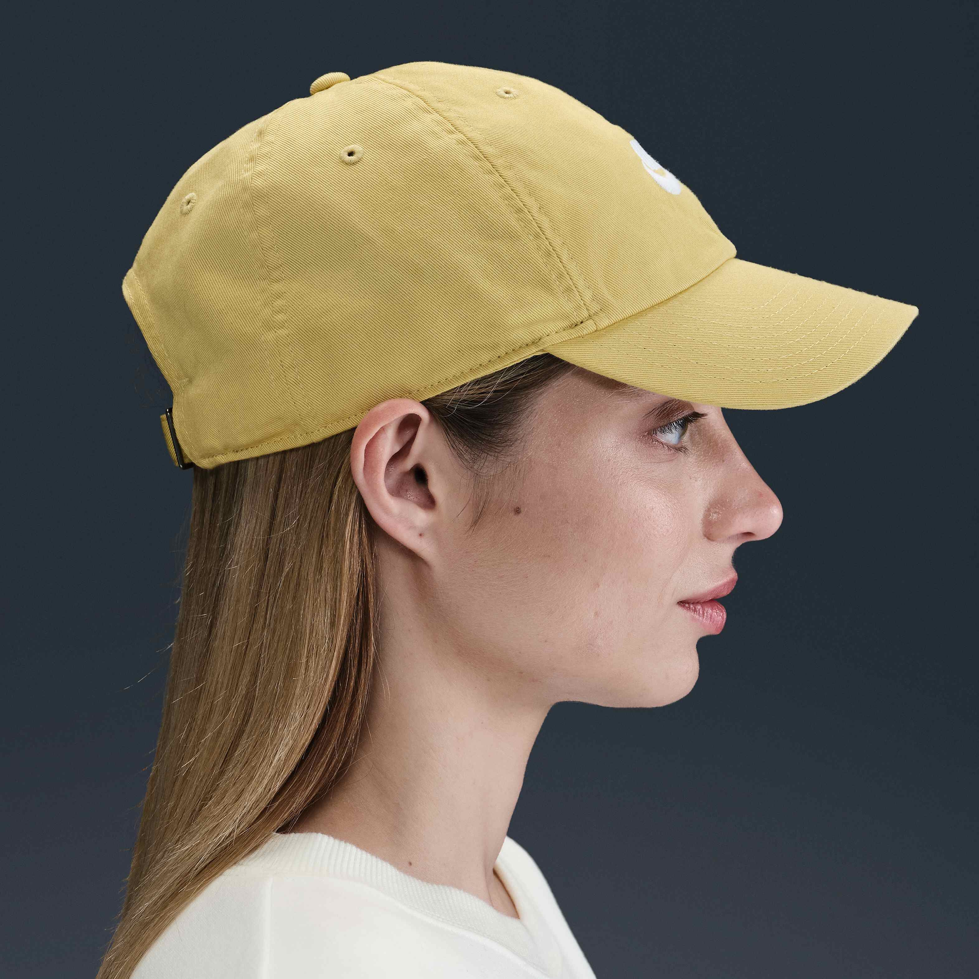 نايكي كلوب image number 1