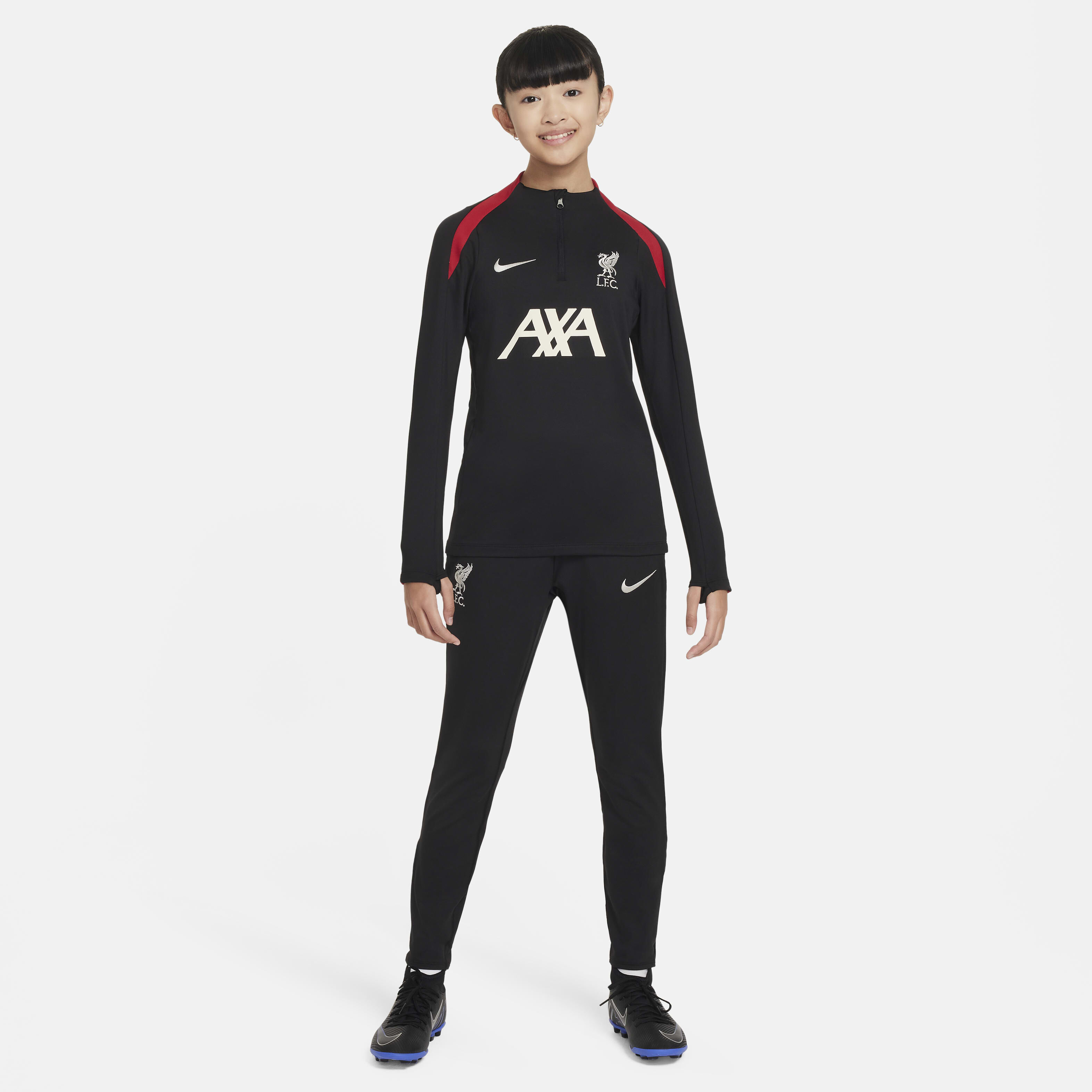 ليفربول سترايك image number 6