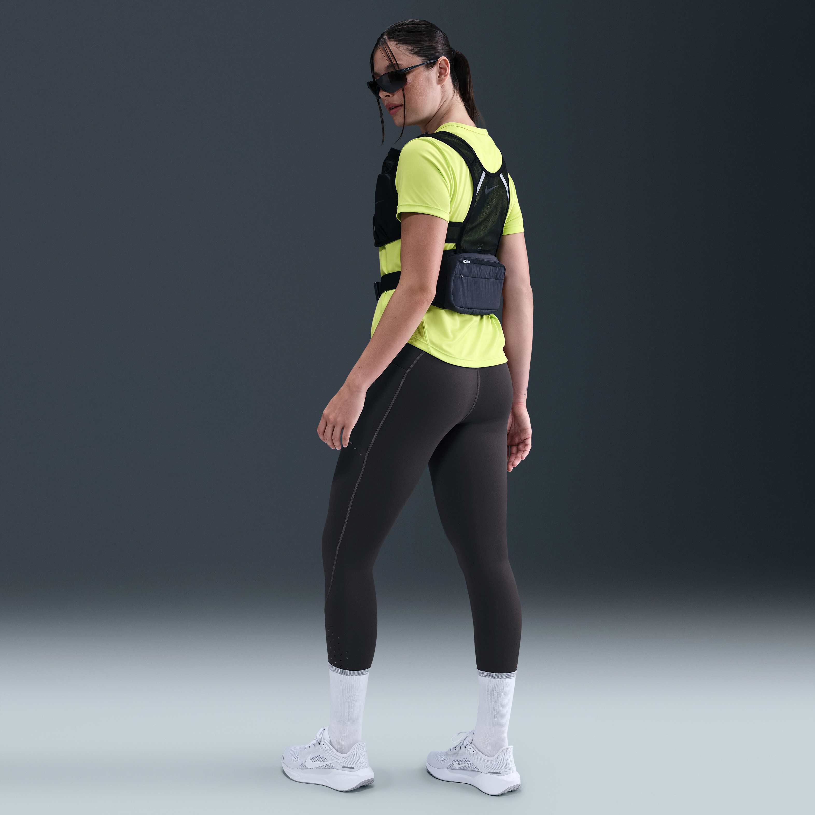 Nike Swift image number 3