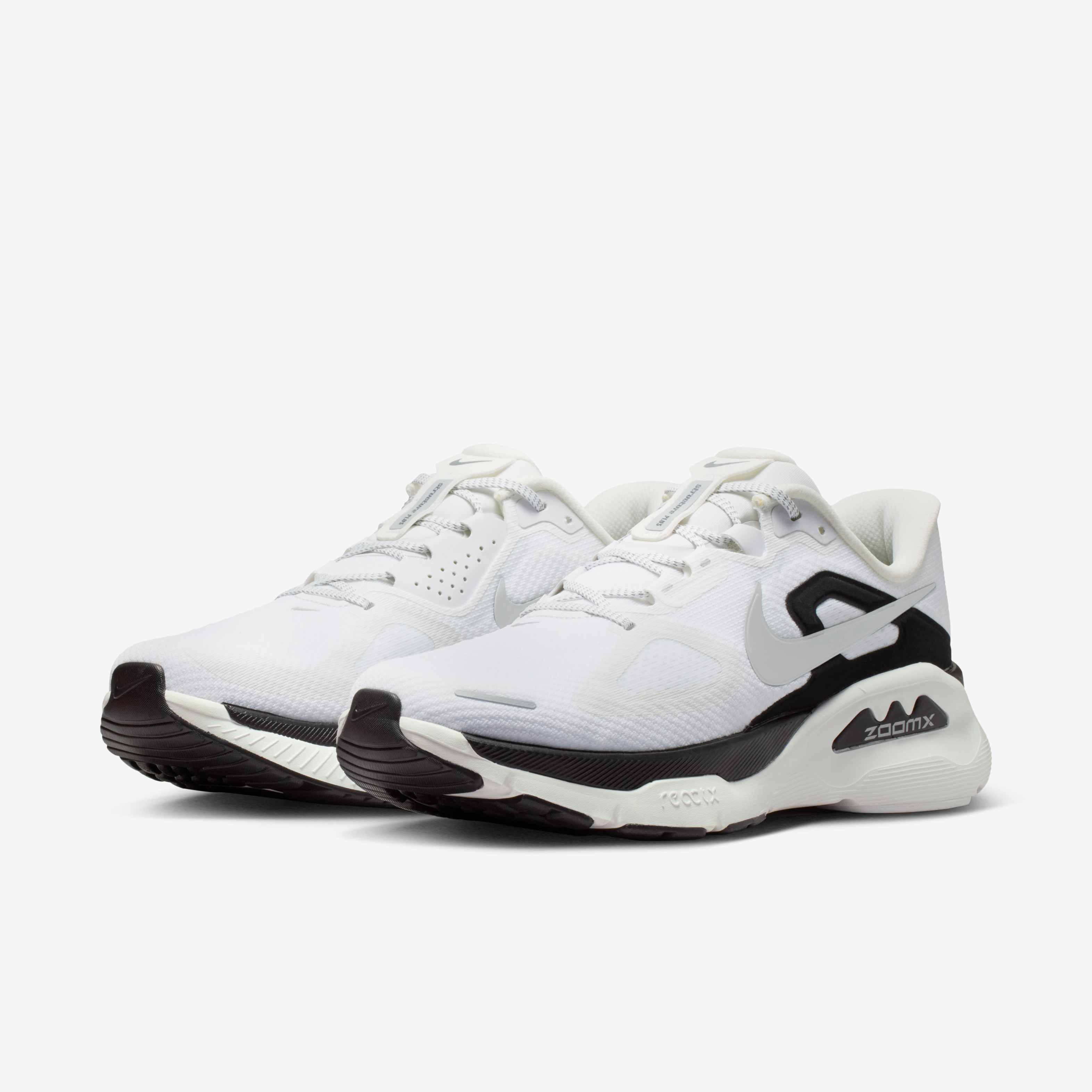 Nike Structure Plus image number 4