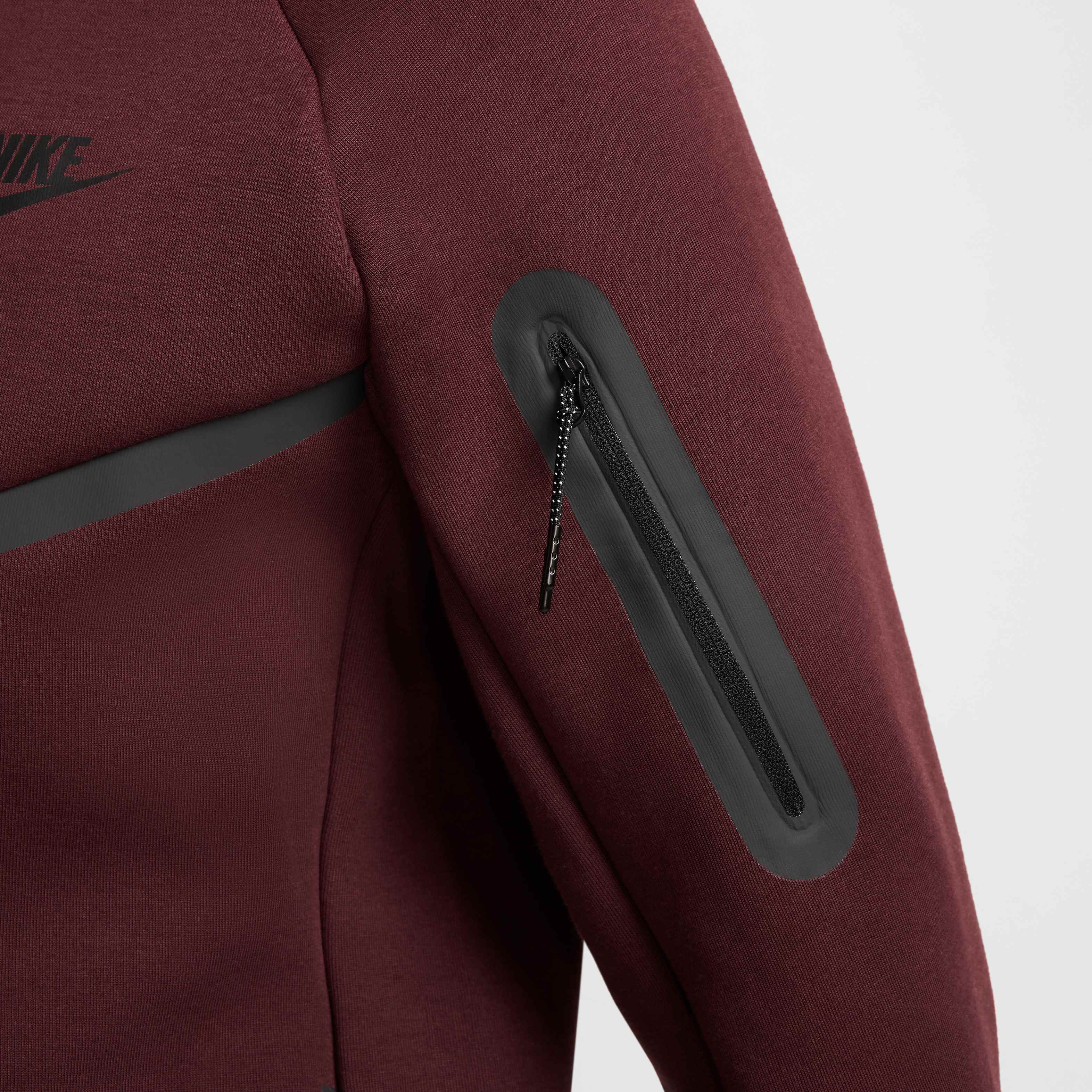 Nike Tech image number 6