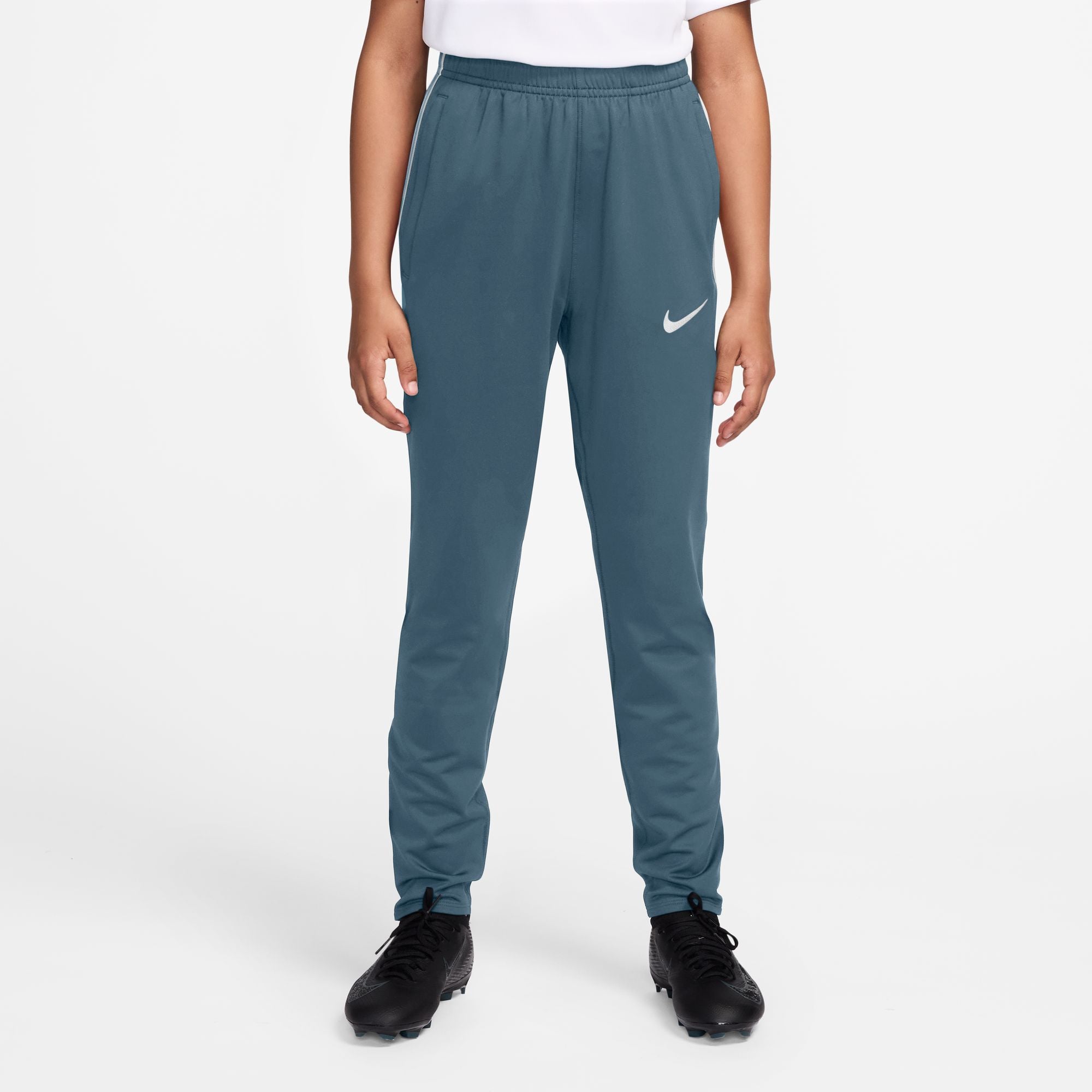 Nike Strike image number 0