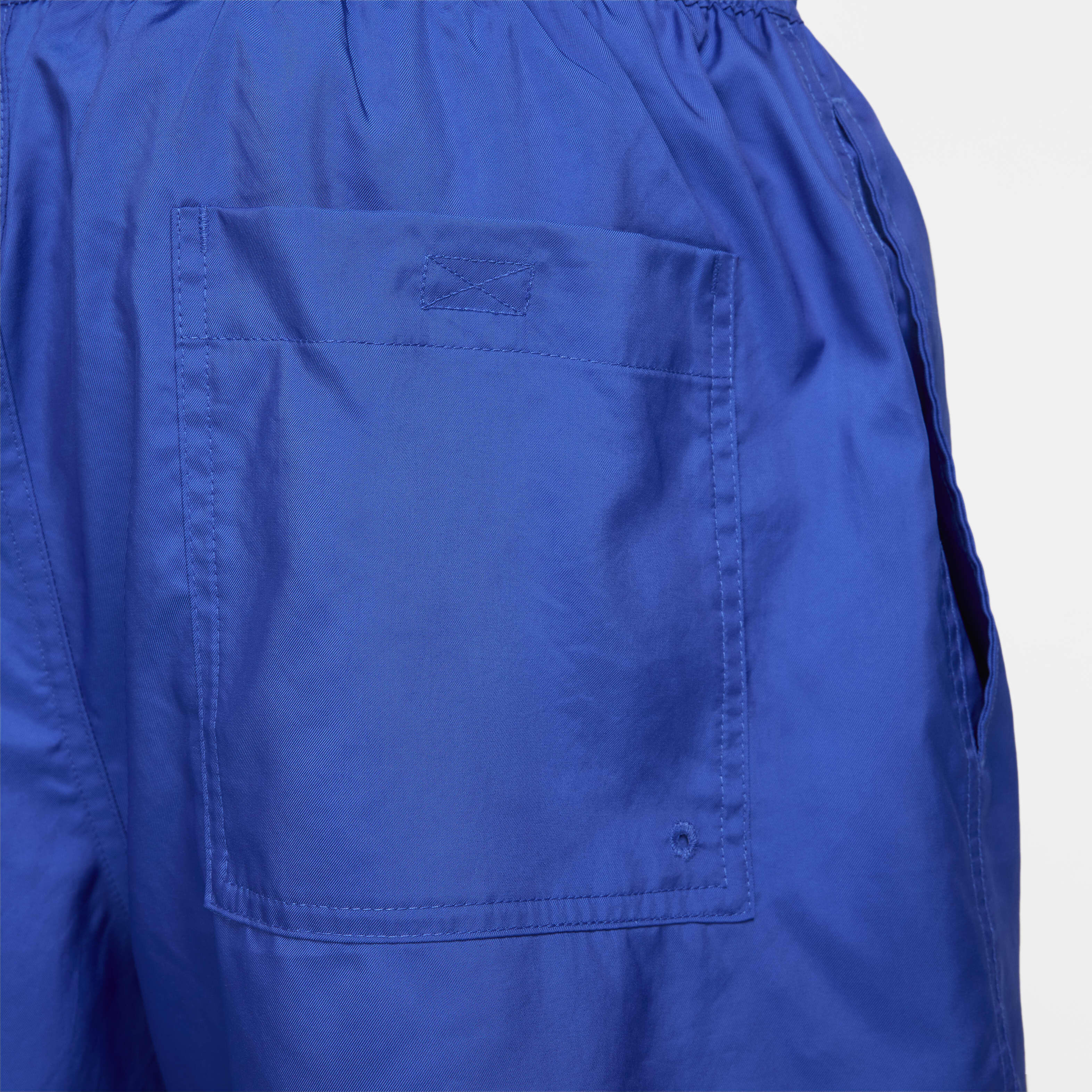 نايكي كلوب image number 5