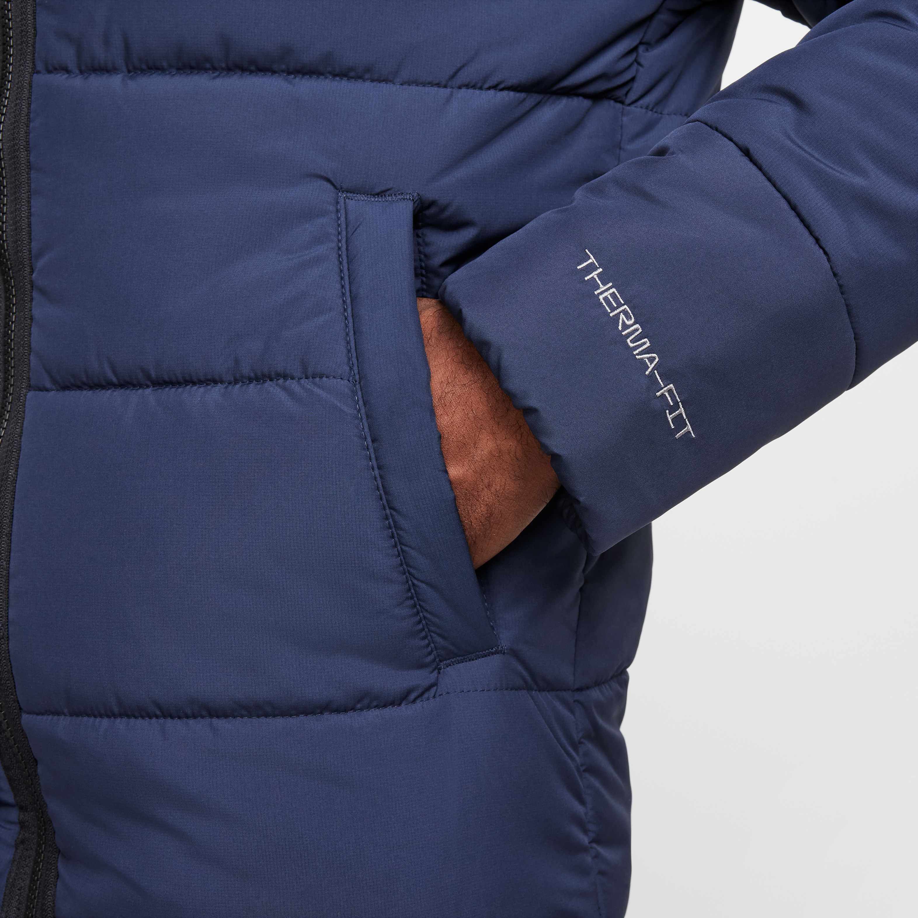 نايكي سبورتسوير image number 5