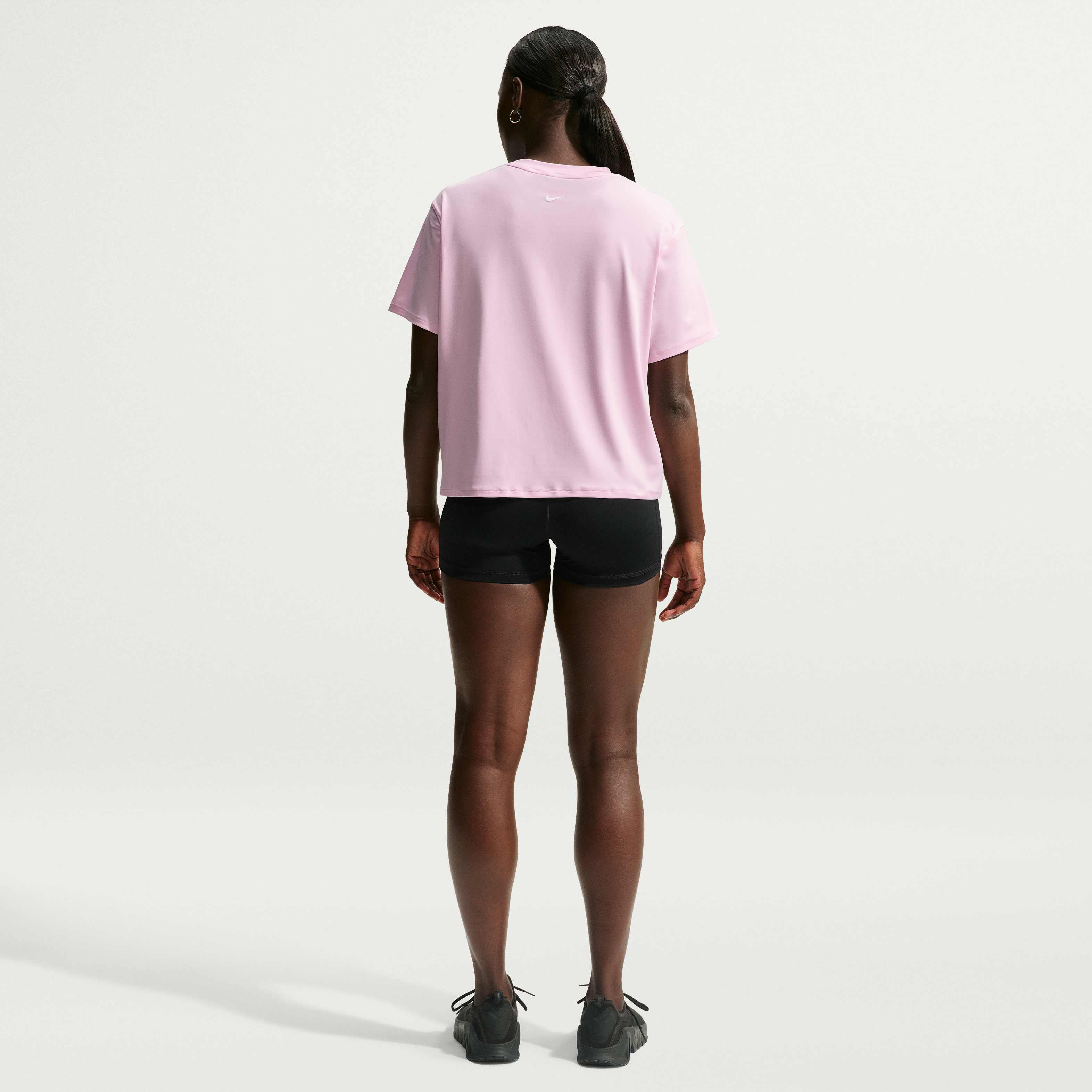 Nike Pro image number 4