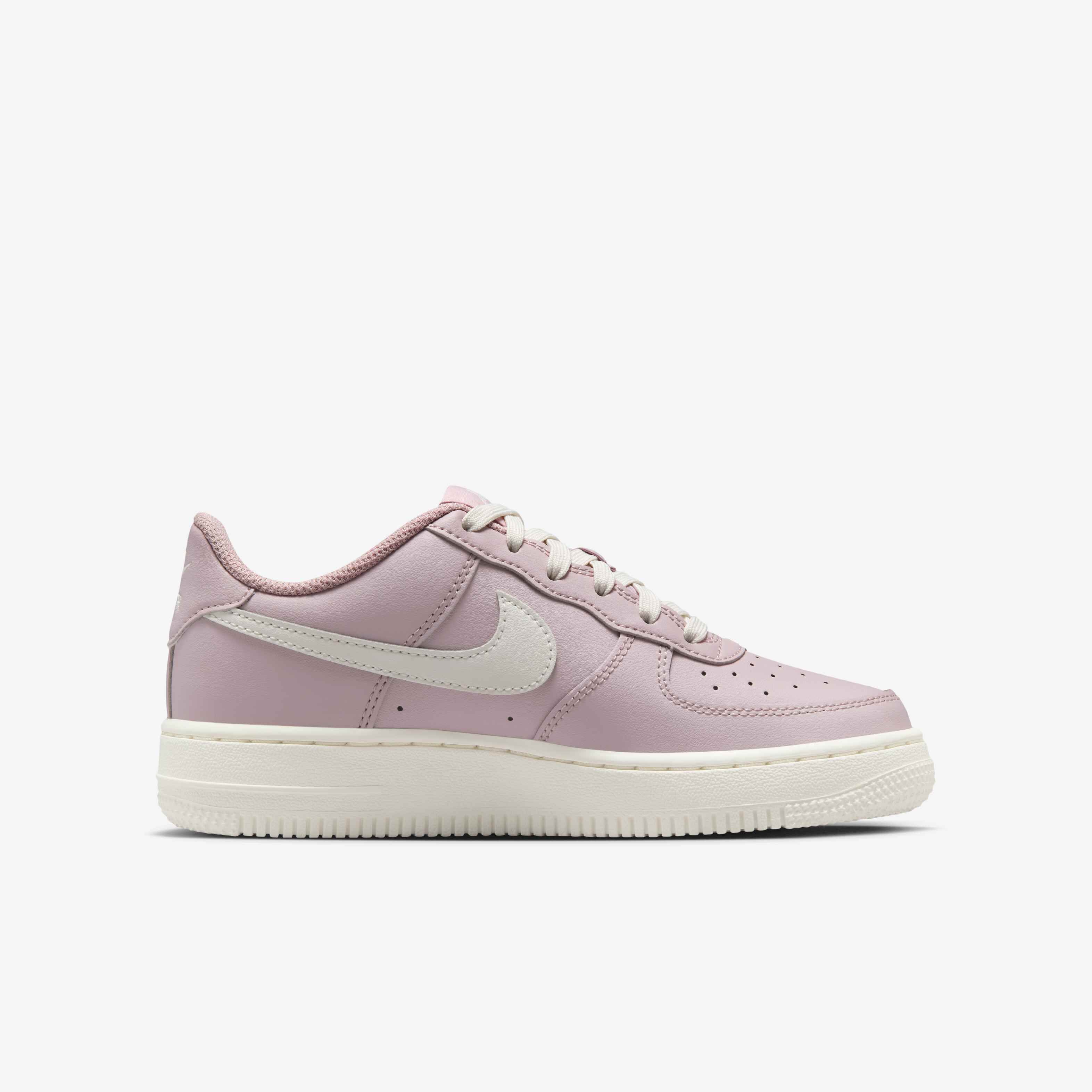 Nike Air Force 1 image number 2