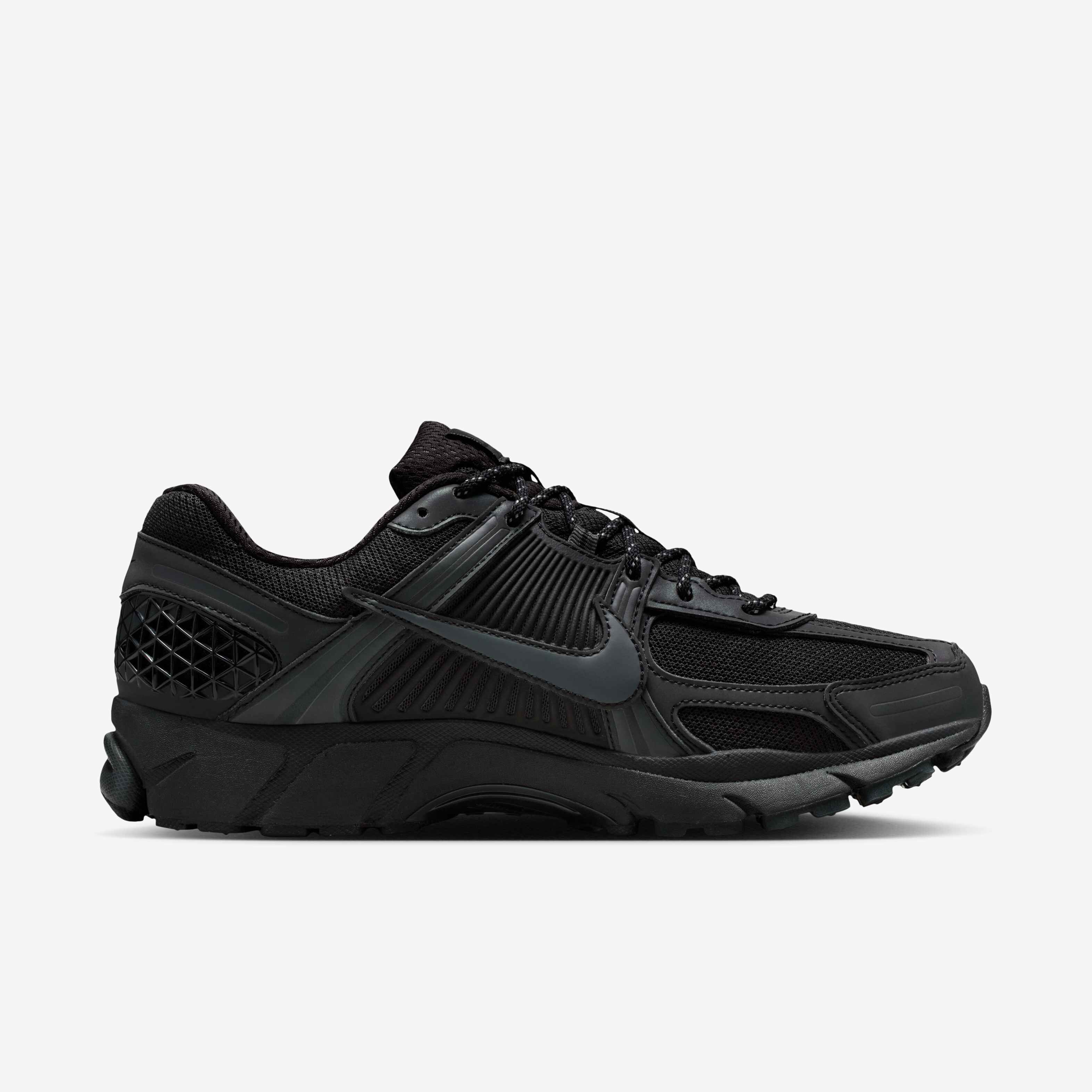Nike Zoom Vomero 5 SE image number 2