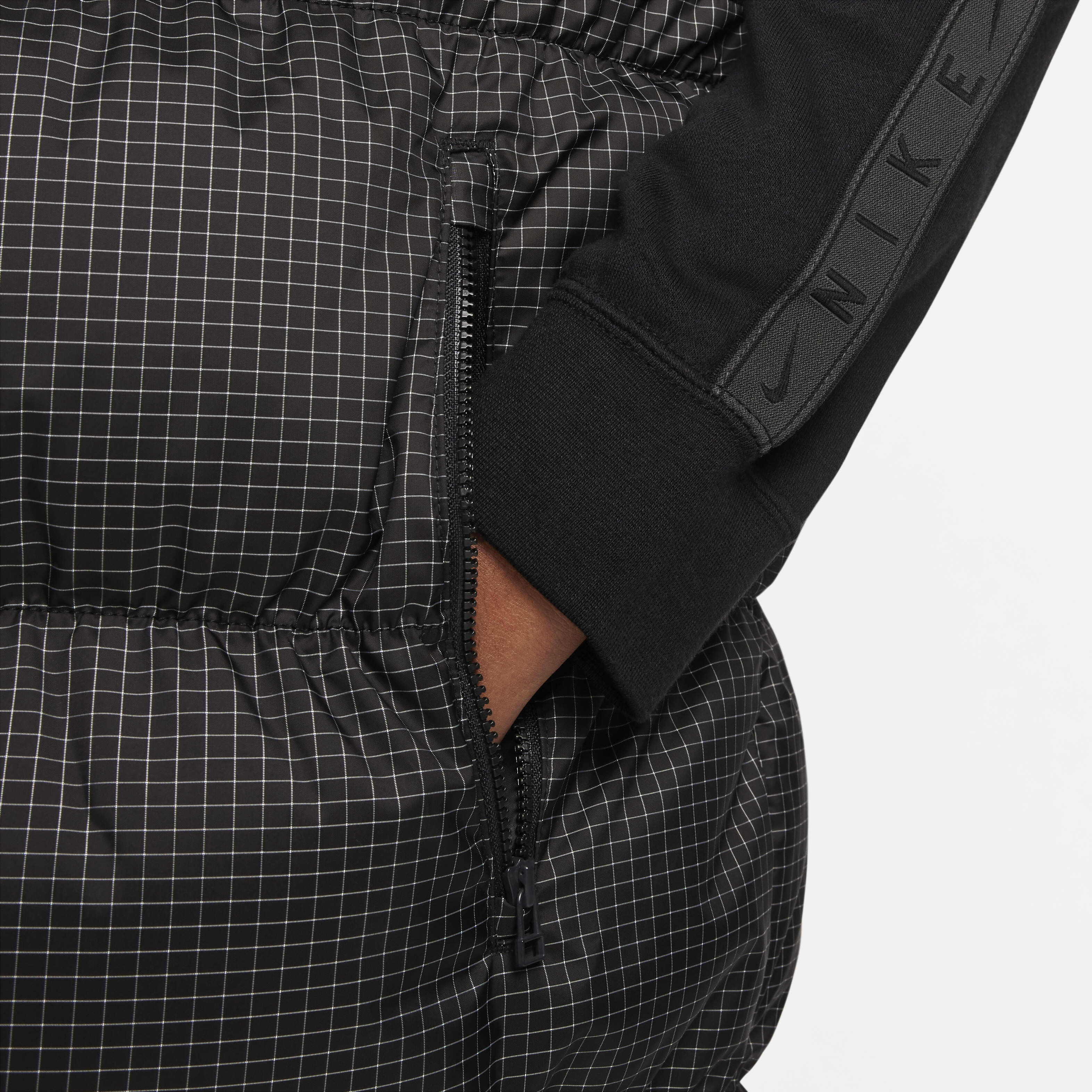 نايكي سبورتسوير ويندبافر image number 6