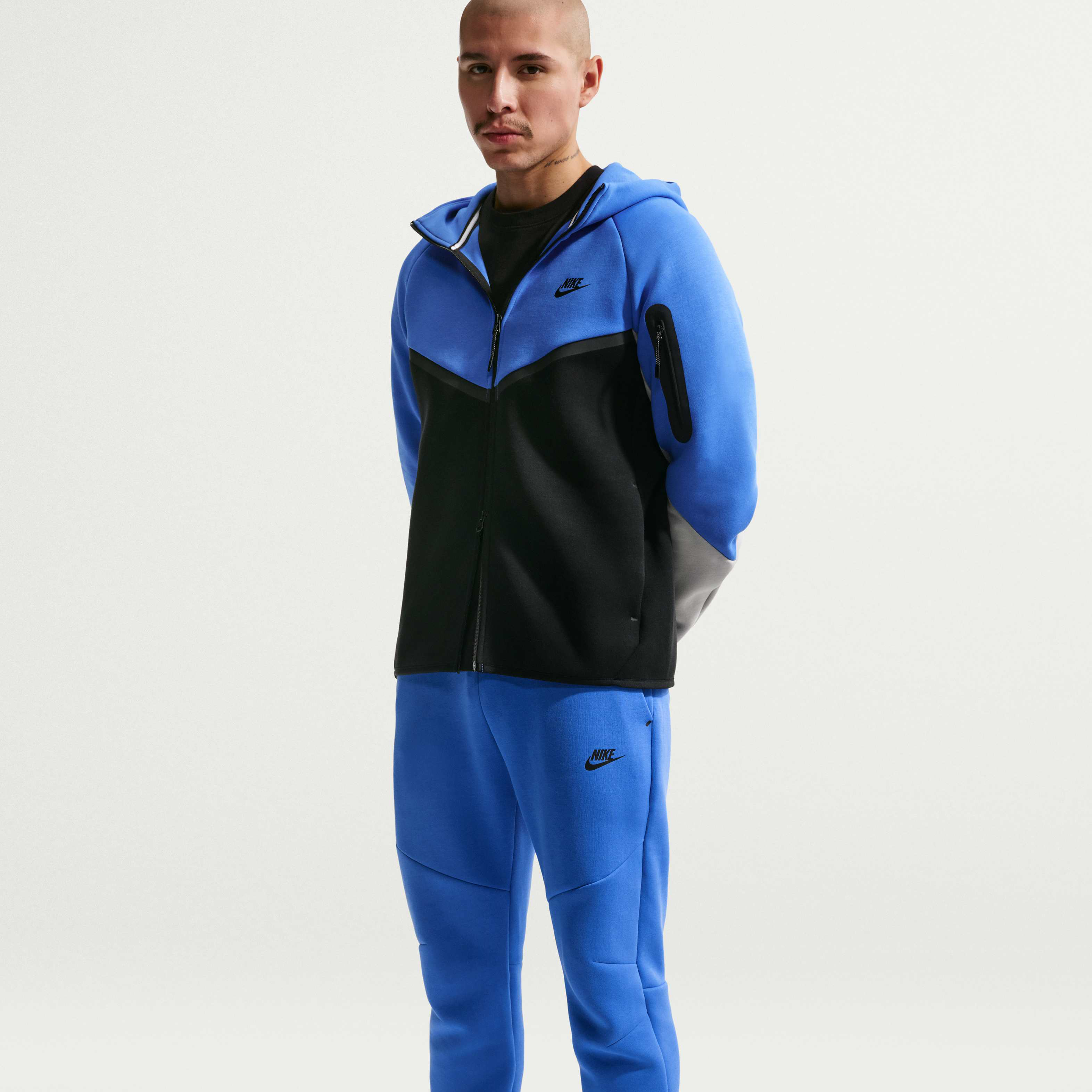 Nike Tech image number 3