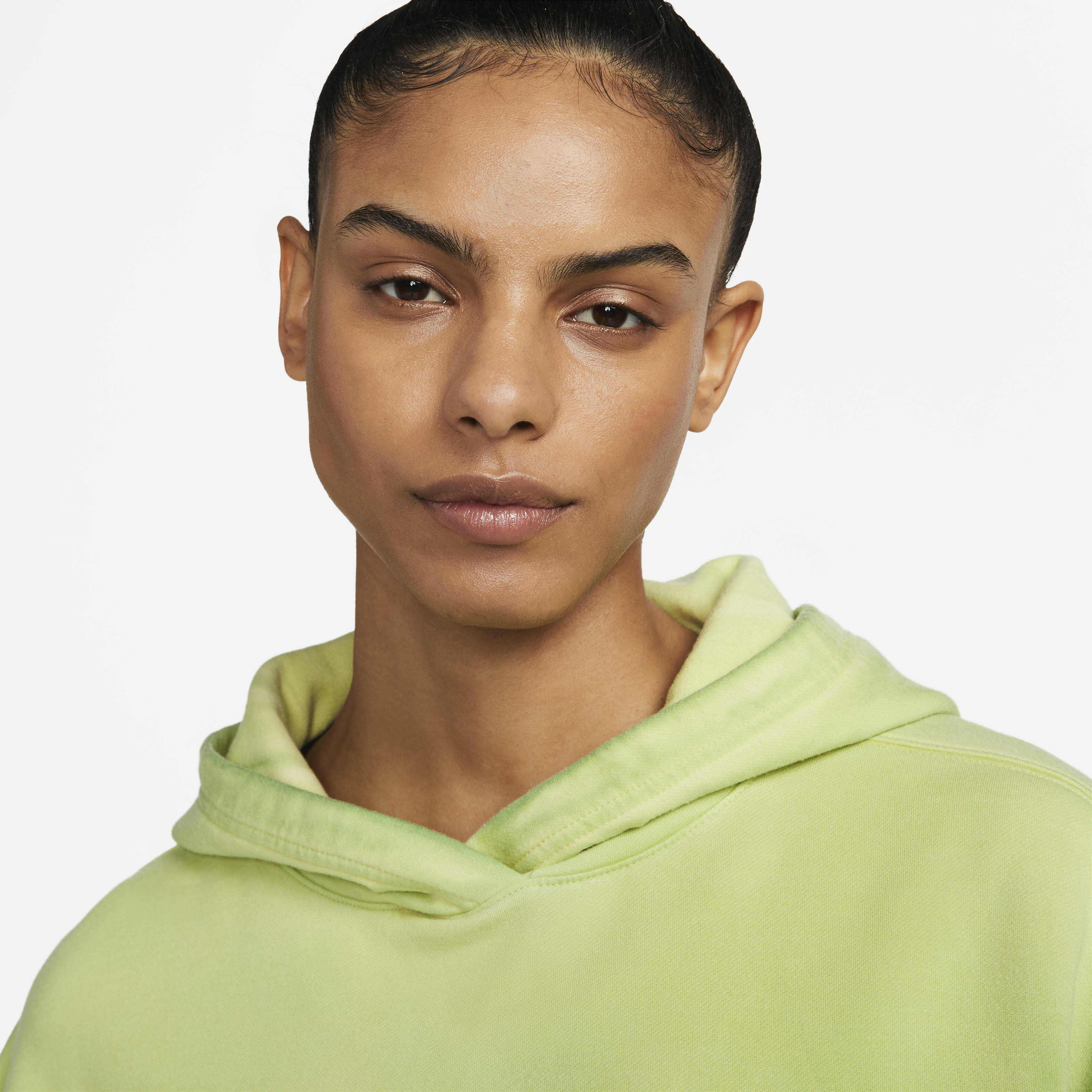 نايكي يوغا لوكس image number 2