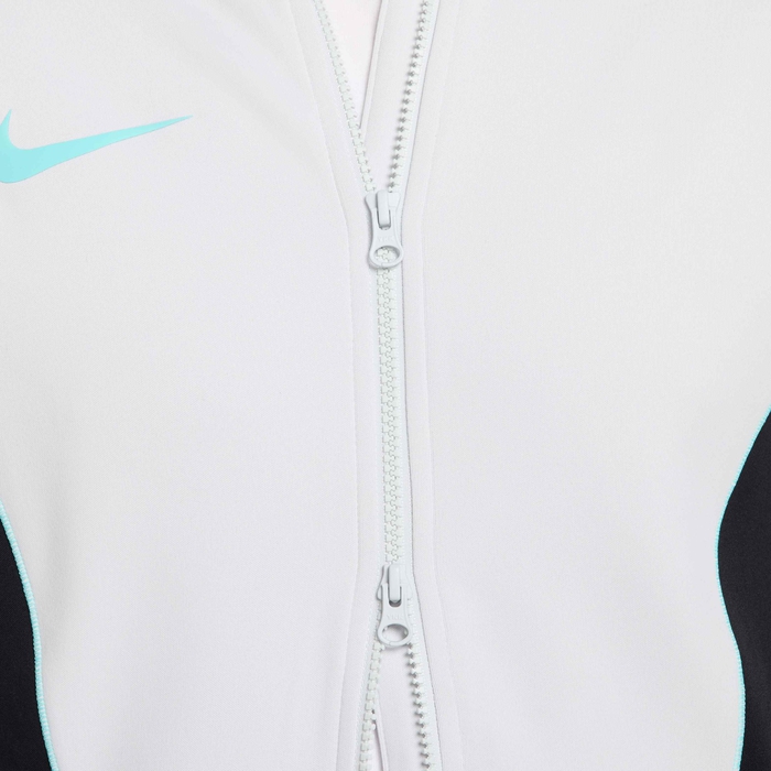 Nike Strike+ image number 3 Nike Strike+ image number 3