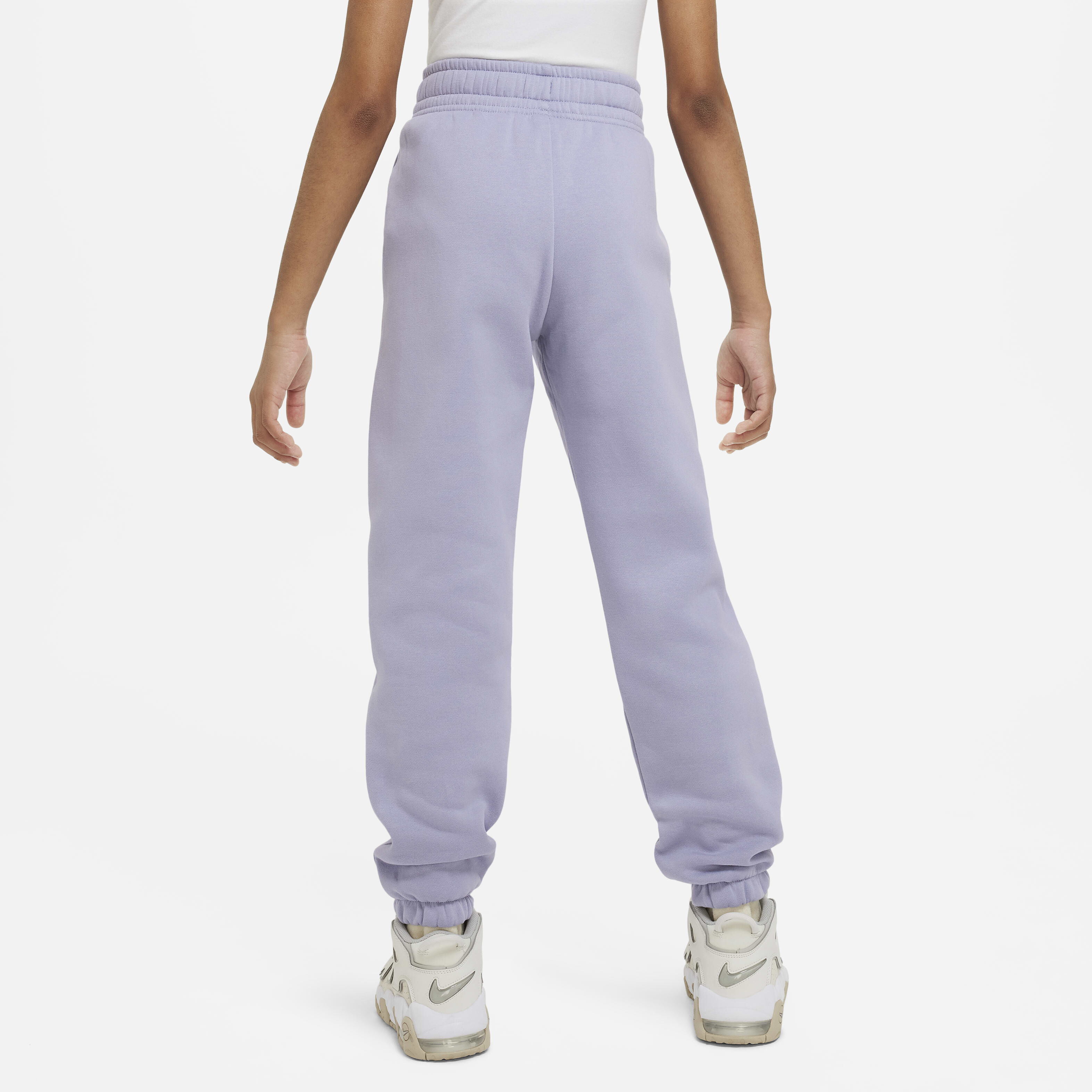 Nike Sportswear Trend image number 1