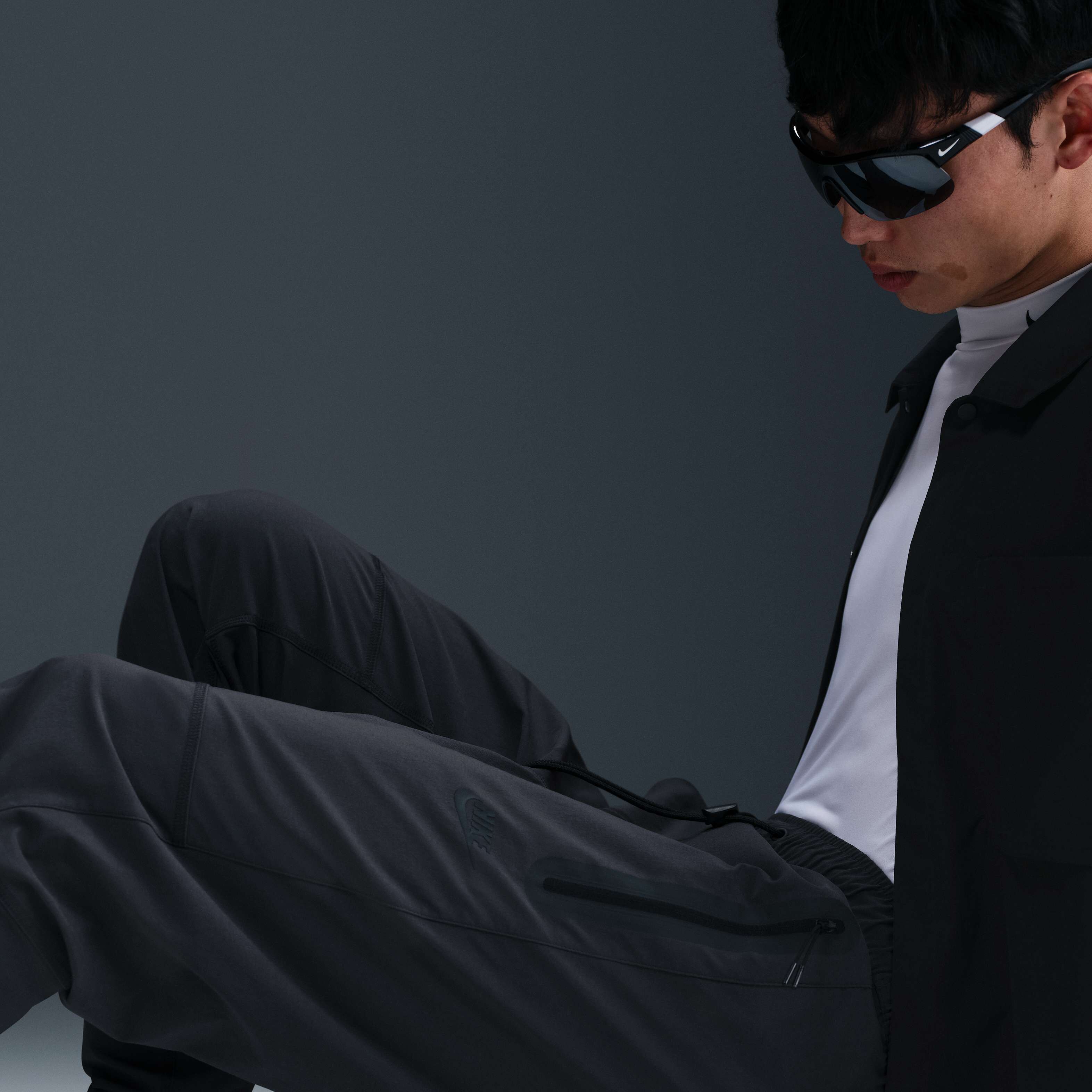 نايكي تك image number 4