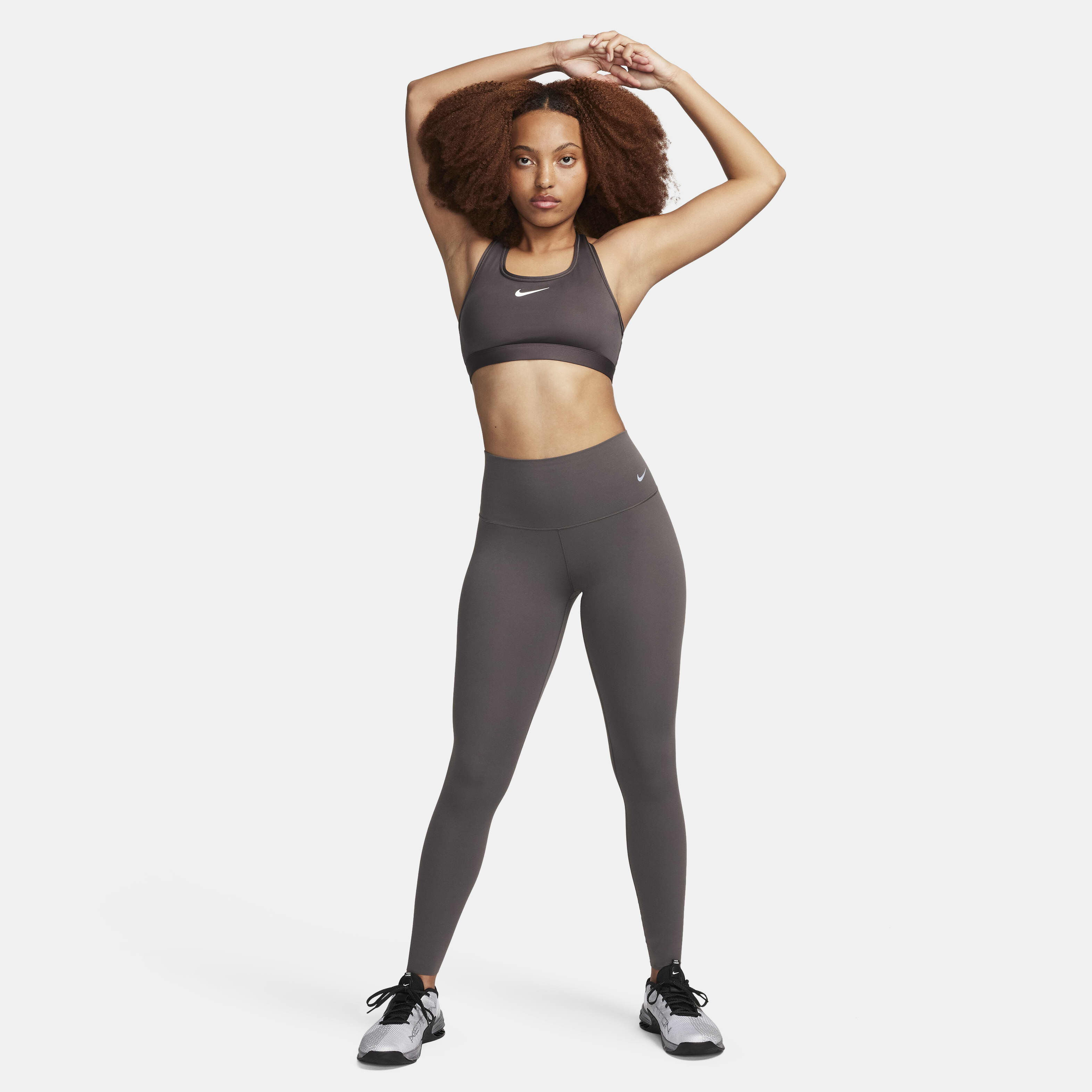 نايكي سووش بدعم متوسط image number 6