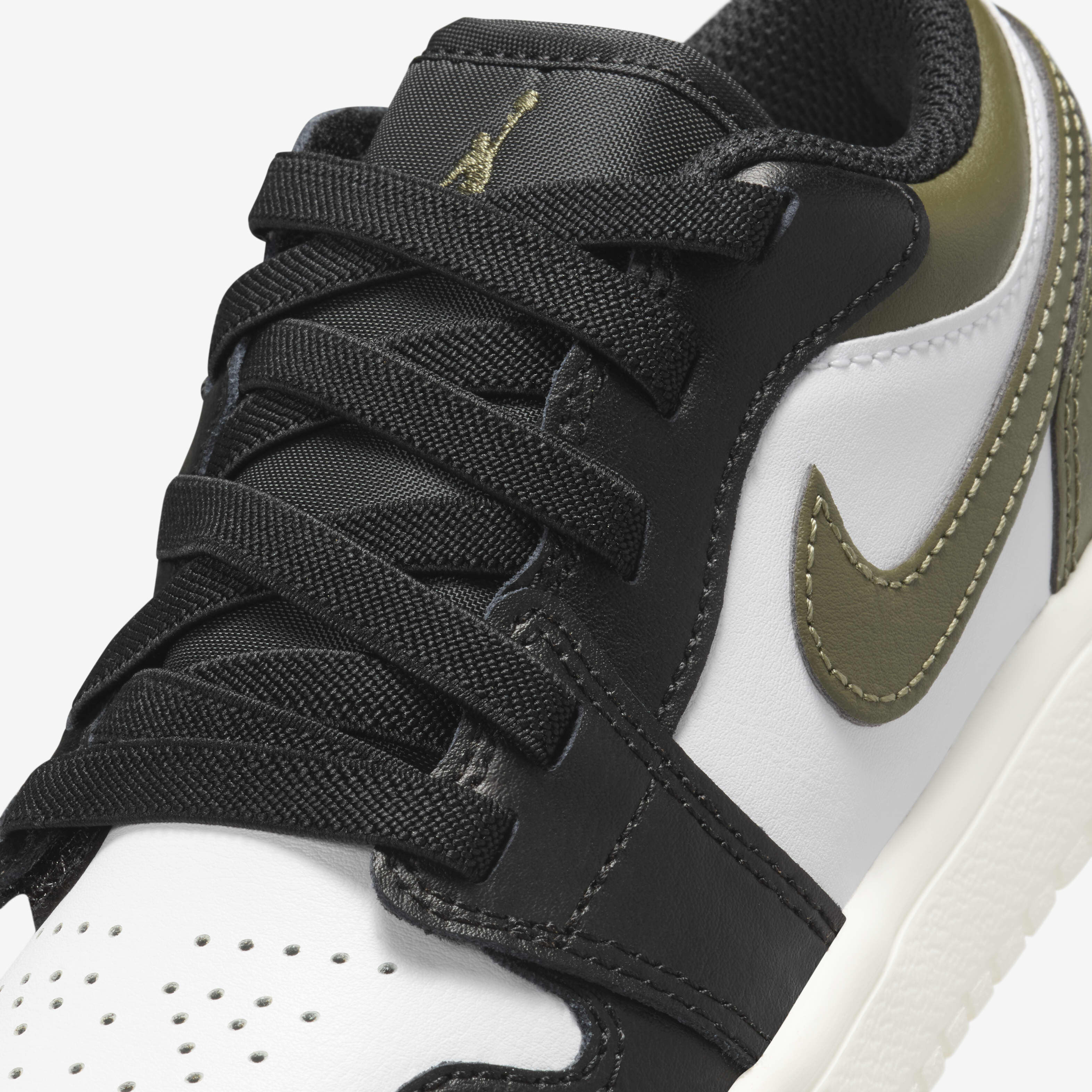 Jordan 1 Low Alt image number 6
