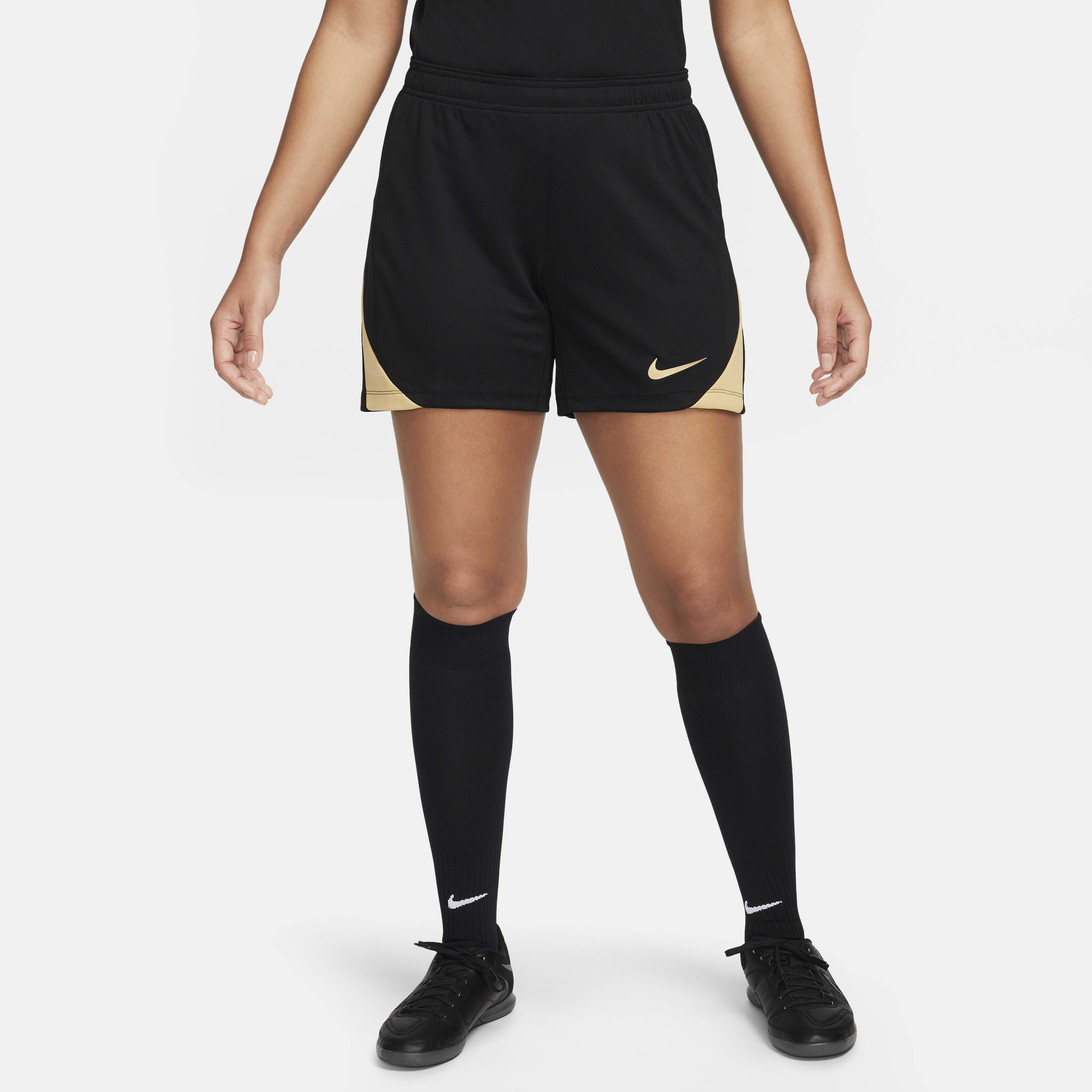 Nike Strike image number 0