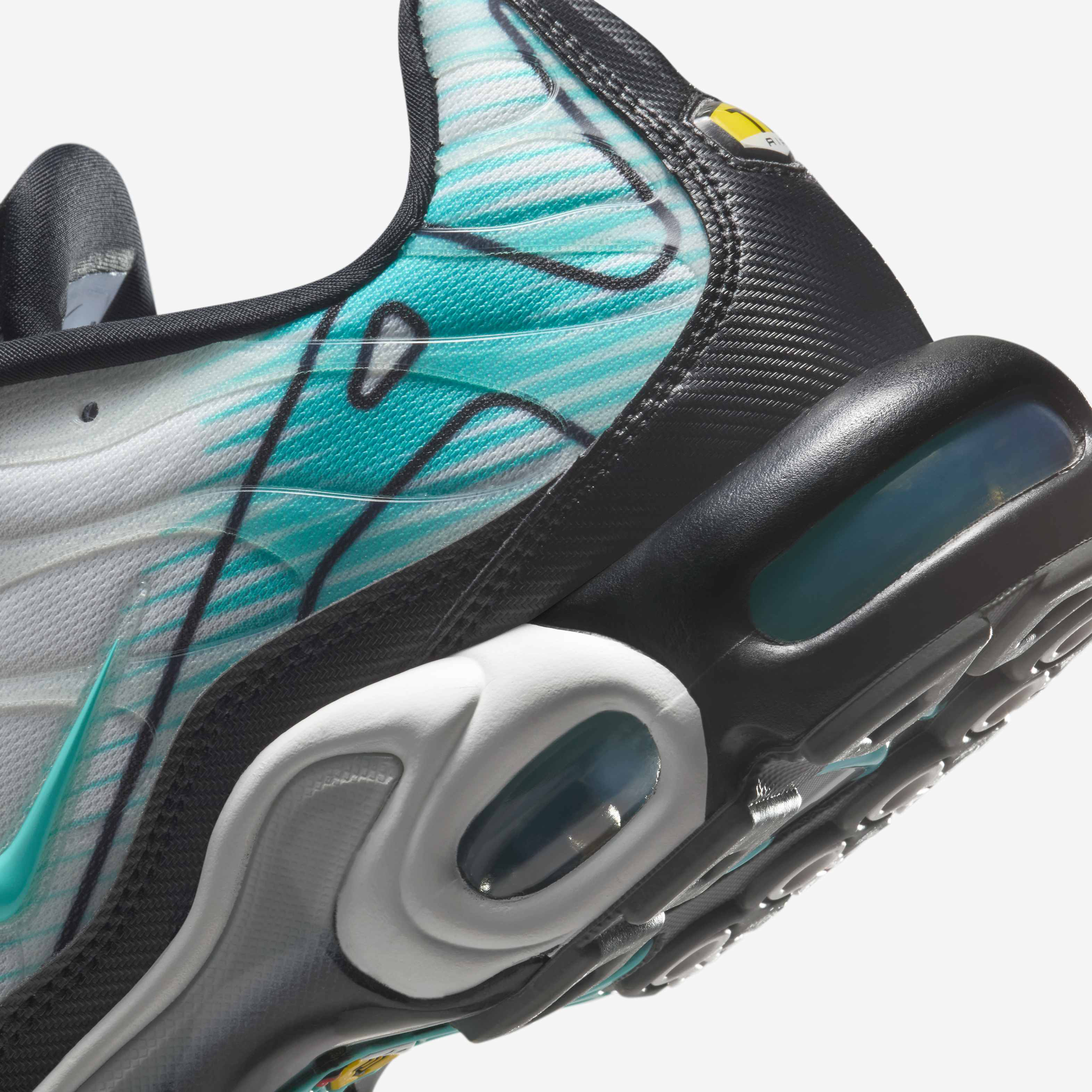 Nike Air Max Plus image number 7