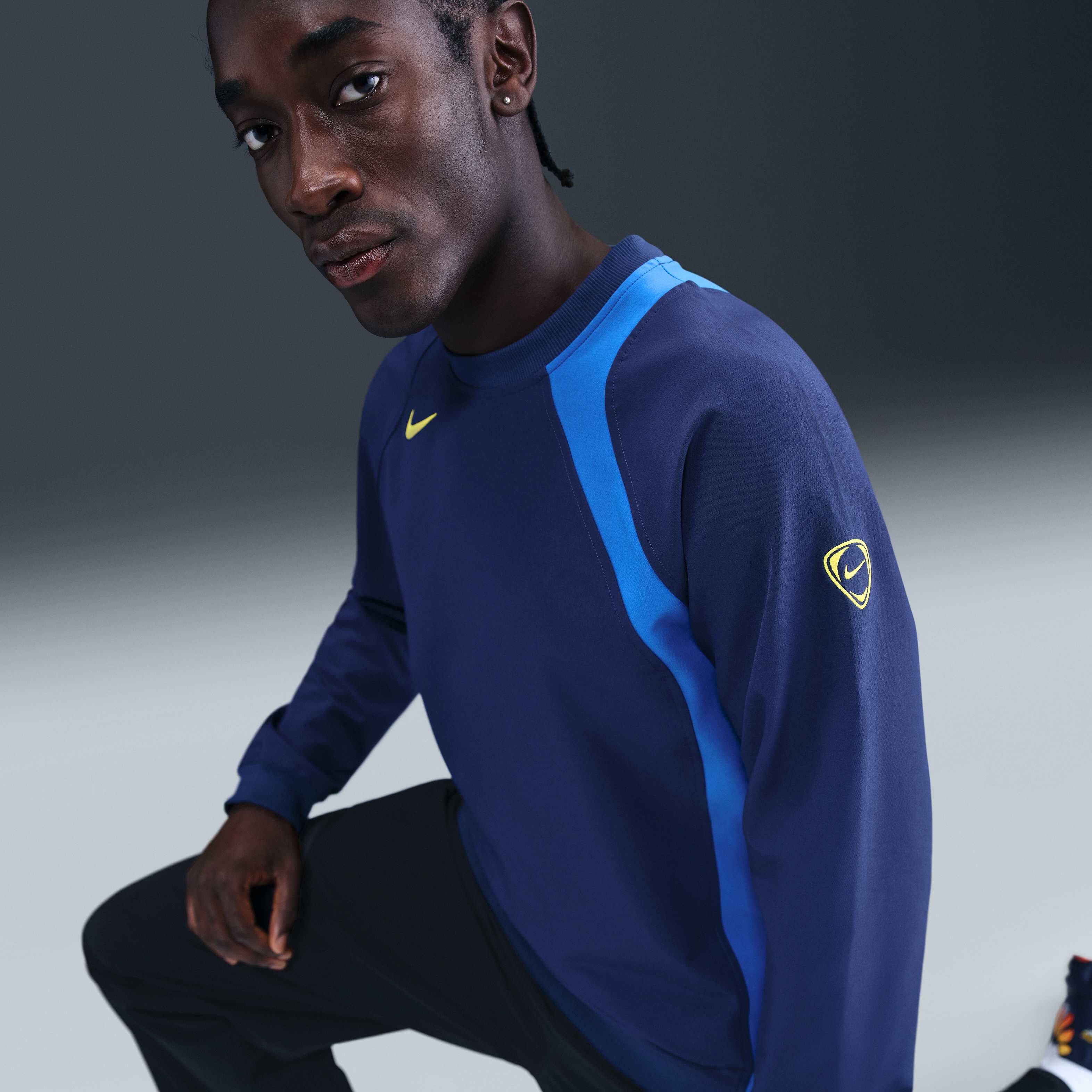 Nike Total 90 image number 2