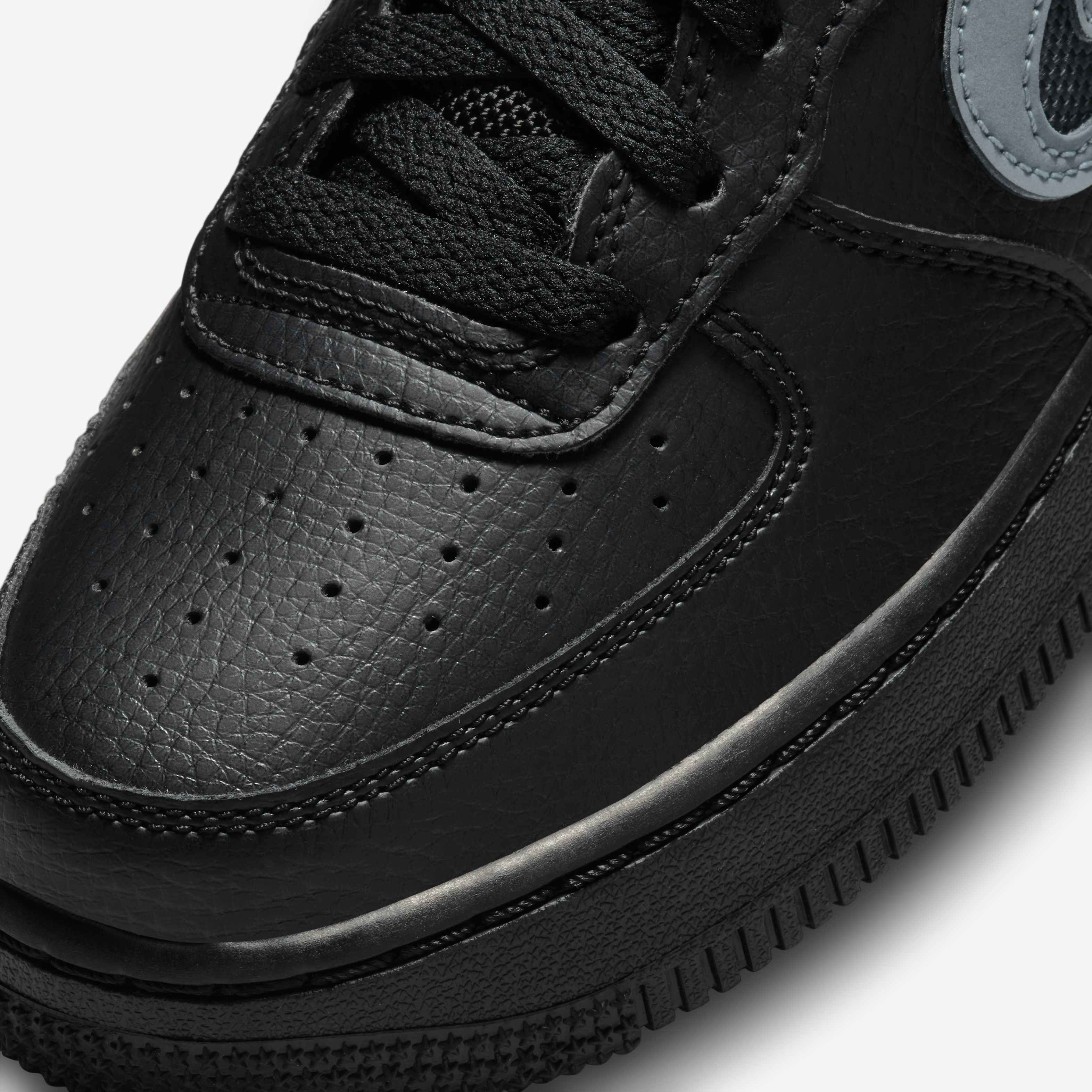 Nike Air Force 1 image number 6