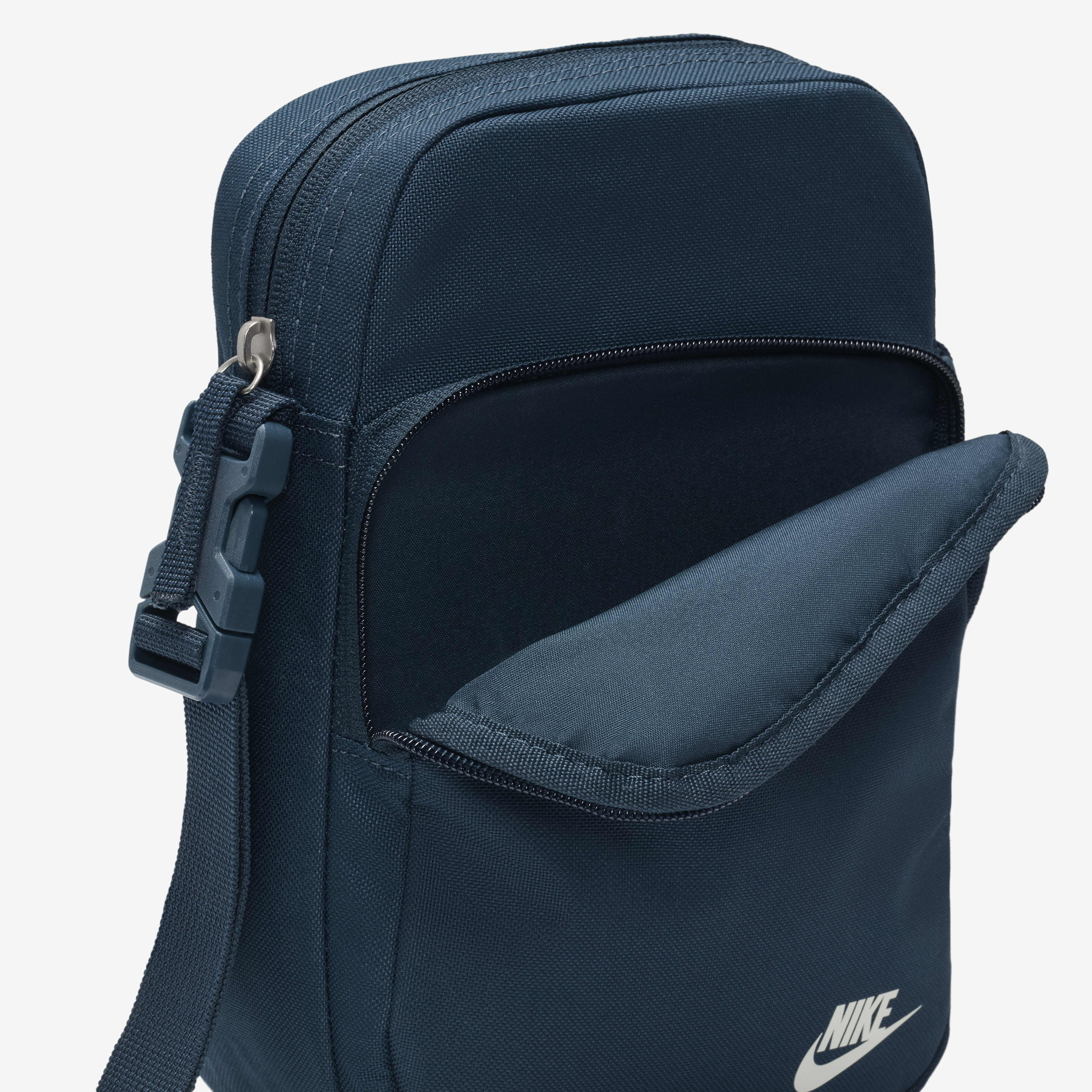 Nike heritage smit label bags online