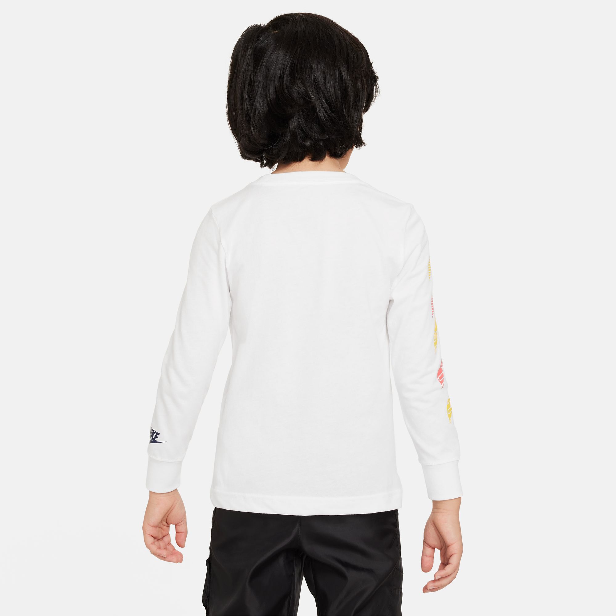 تيشيرت بأكمام طويلة نايكي فيوتشورا هازارد تريد image number 5