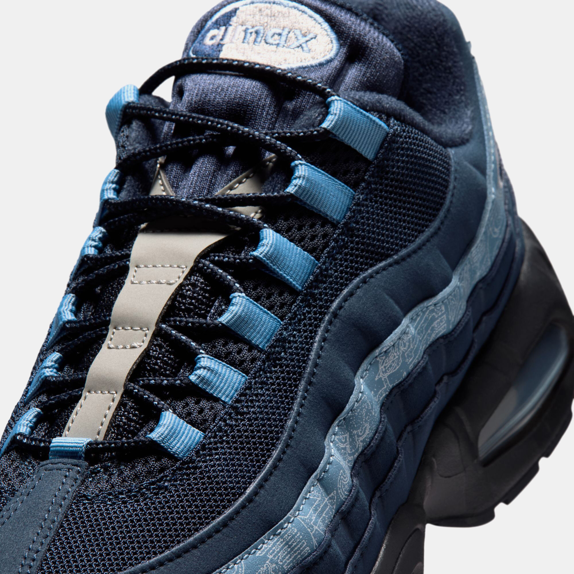 Nike Air Max 95 Big Bubble SE image number 8
