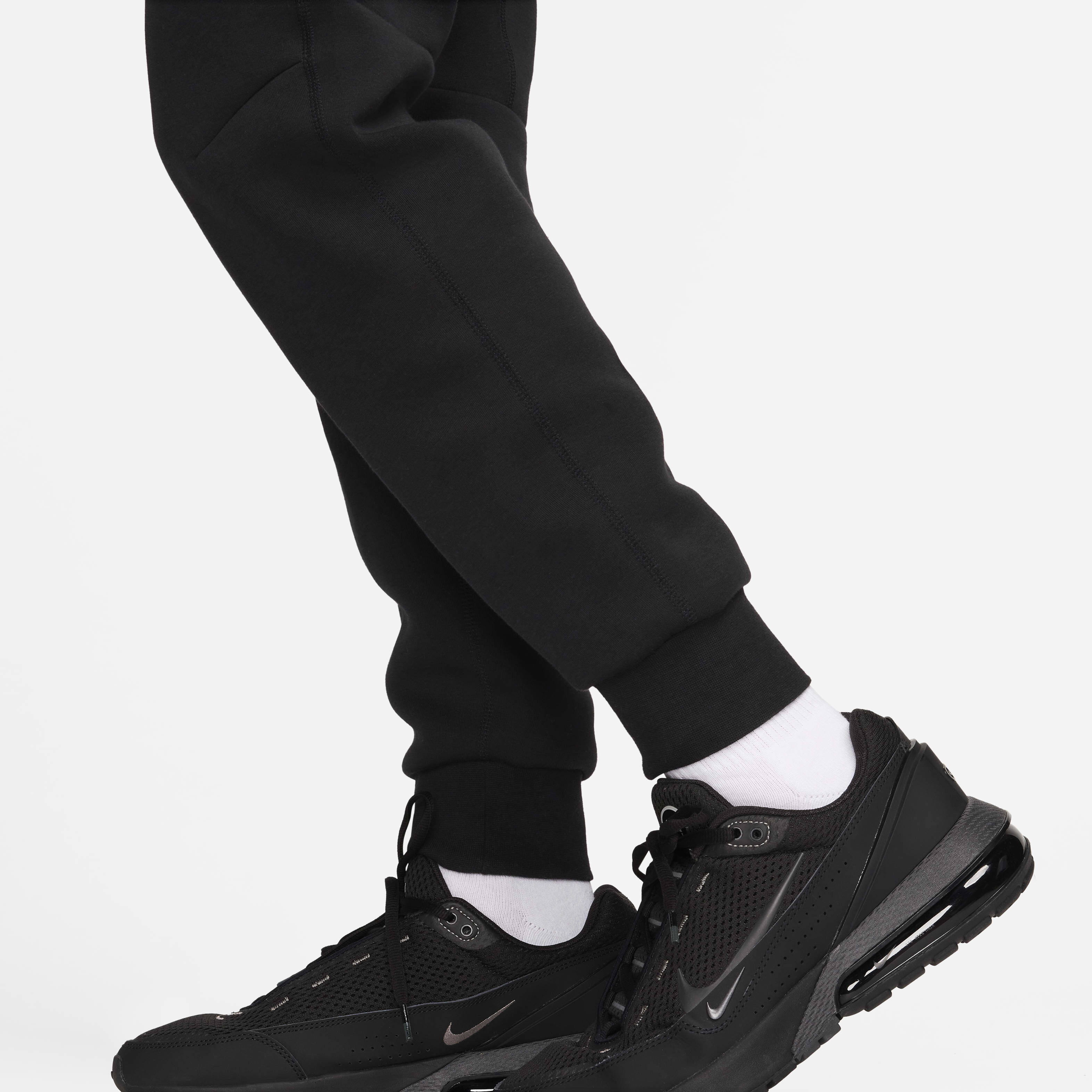 Nike Sportswear Tech Fleece image number 7