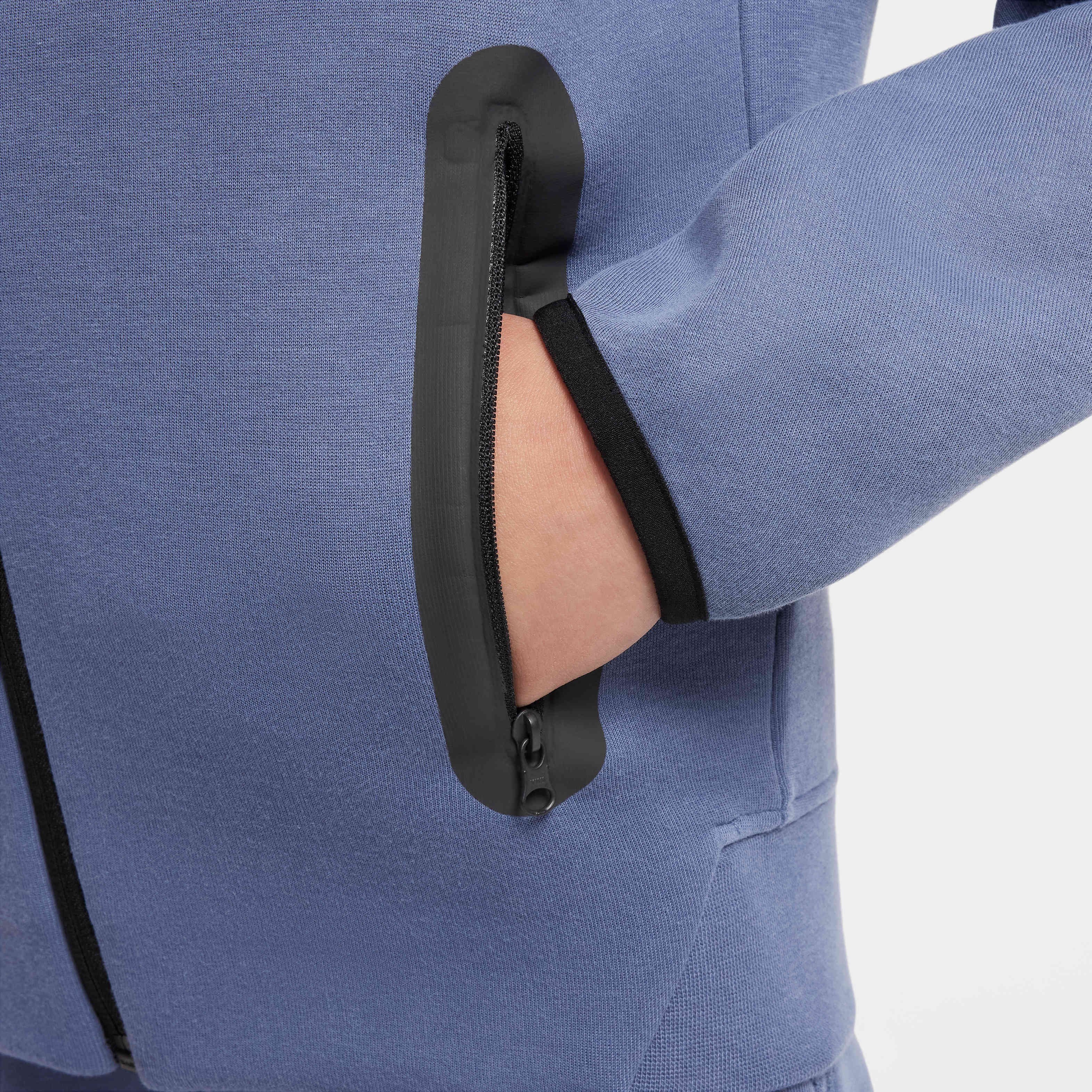 باريس سان جيرمان تيك image number 5