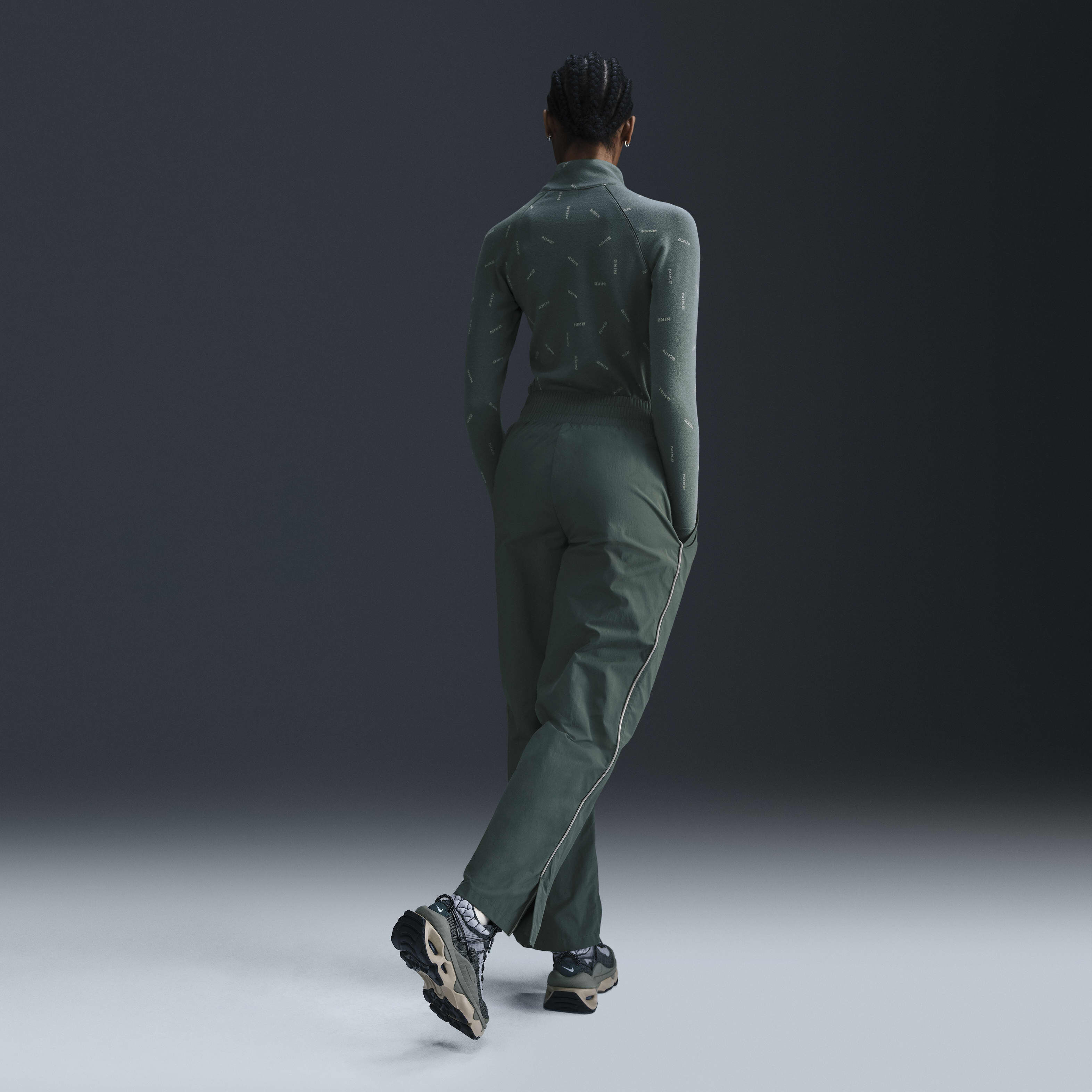 نايكي سبورتسوير كوليكشن image number 3