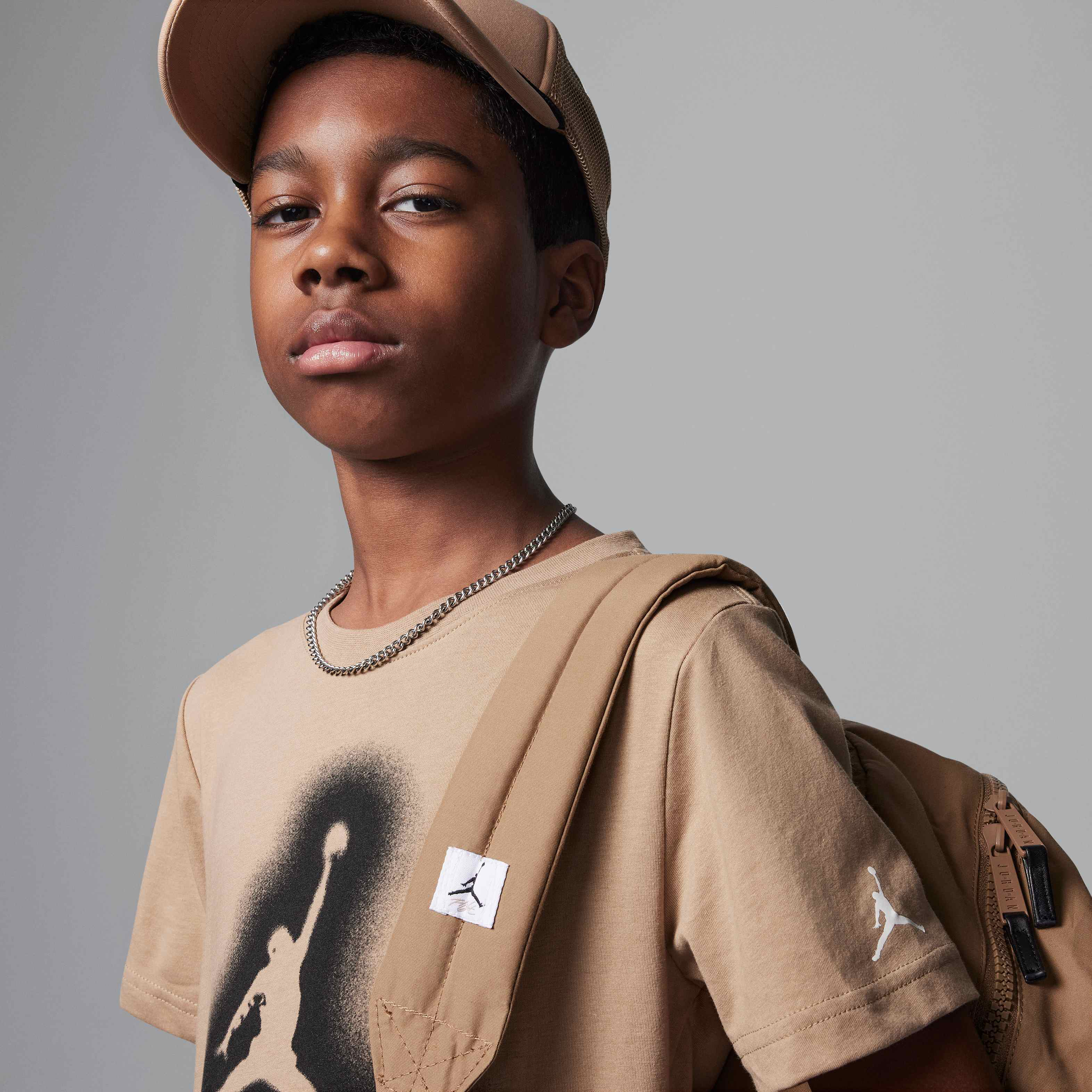 جوردن ام في بي image number 2