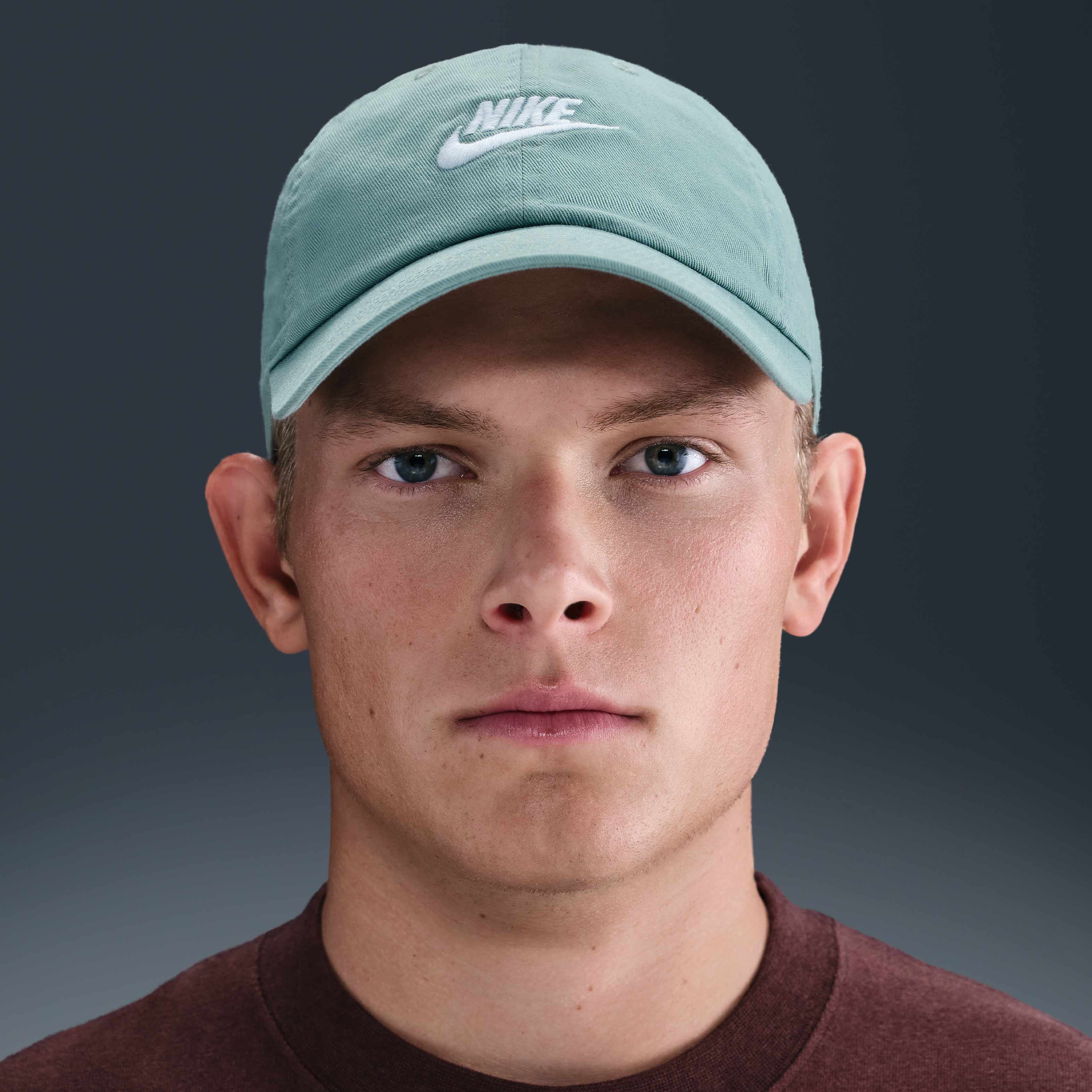Nike Club image number 2
