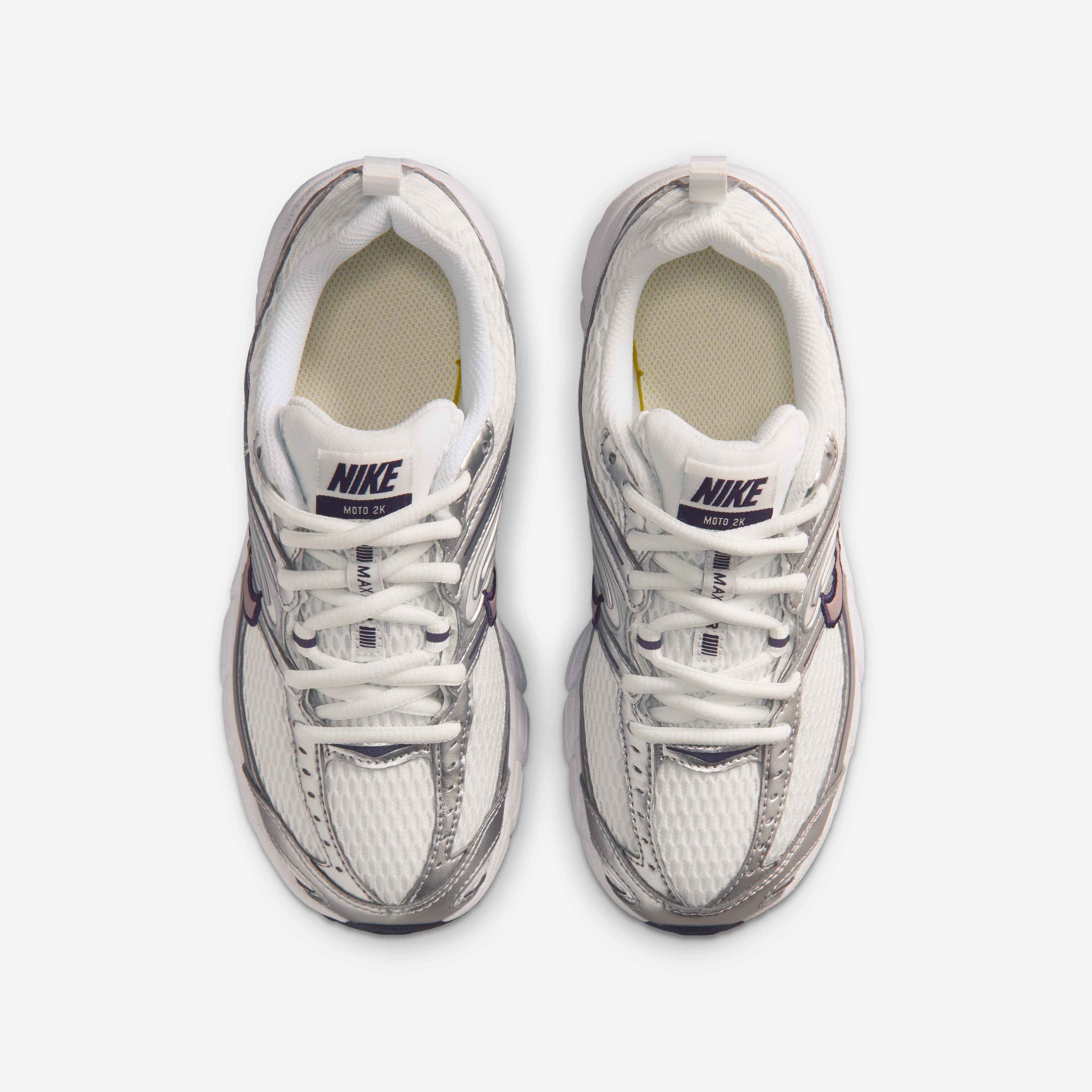 Nike Air Max Moto 2K image number 3