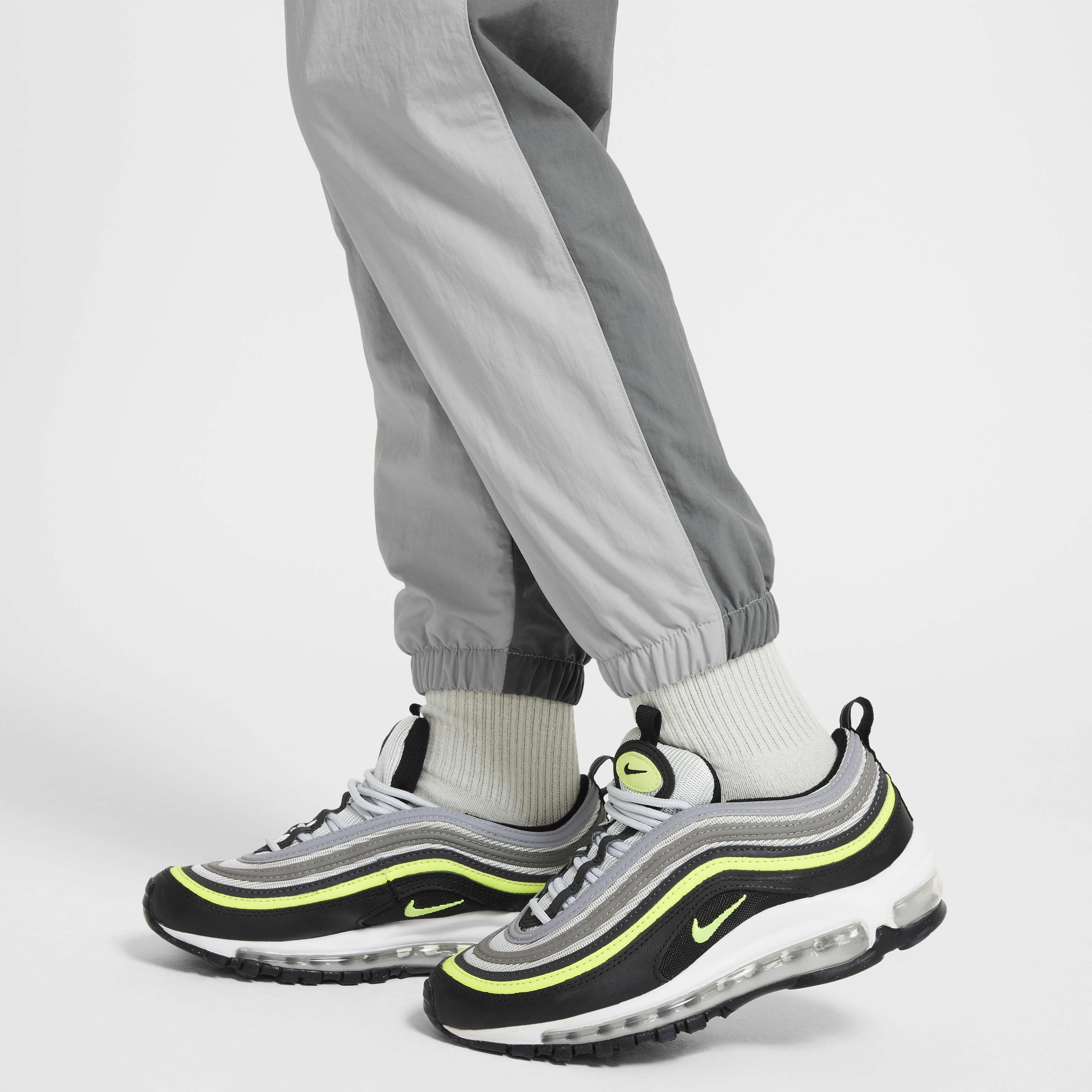 نايكي سبورتسوير امبليفاي image number 5