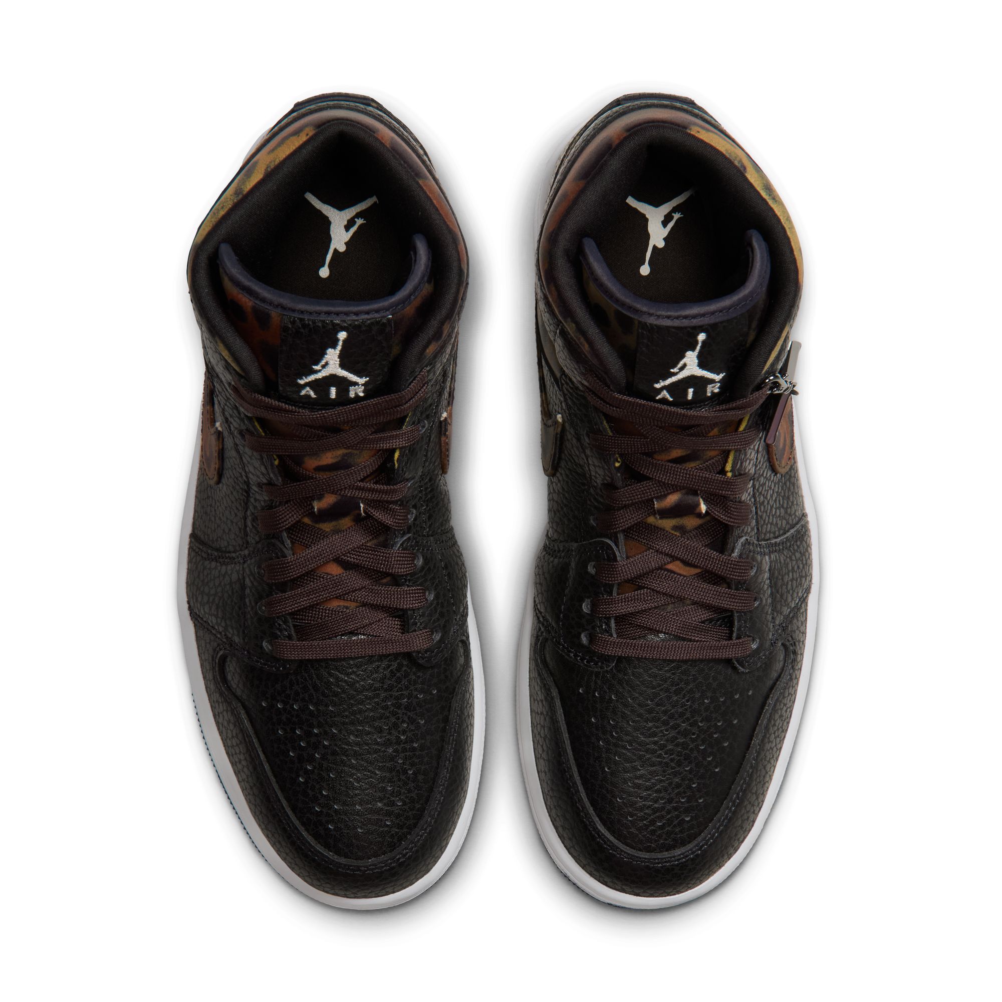 Air Jordan 1 Mid SE image number 3