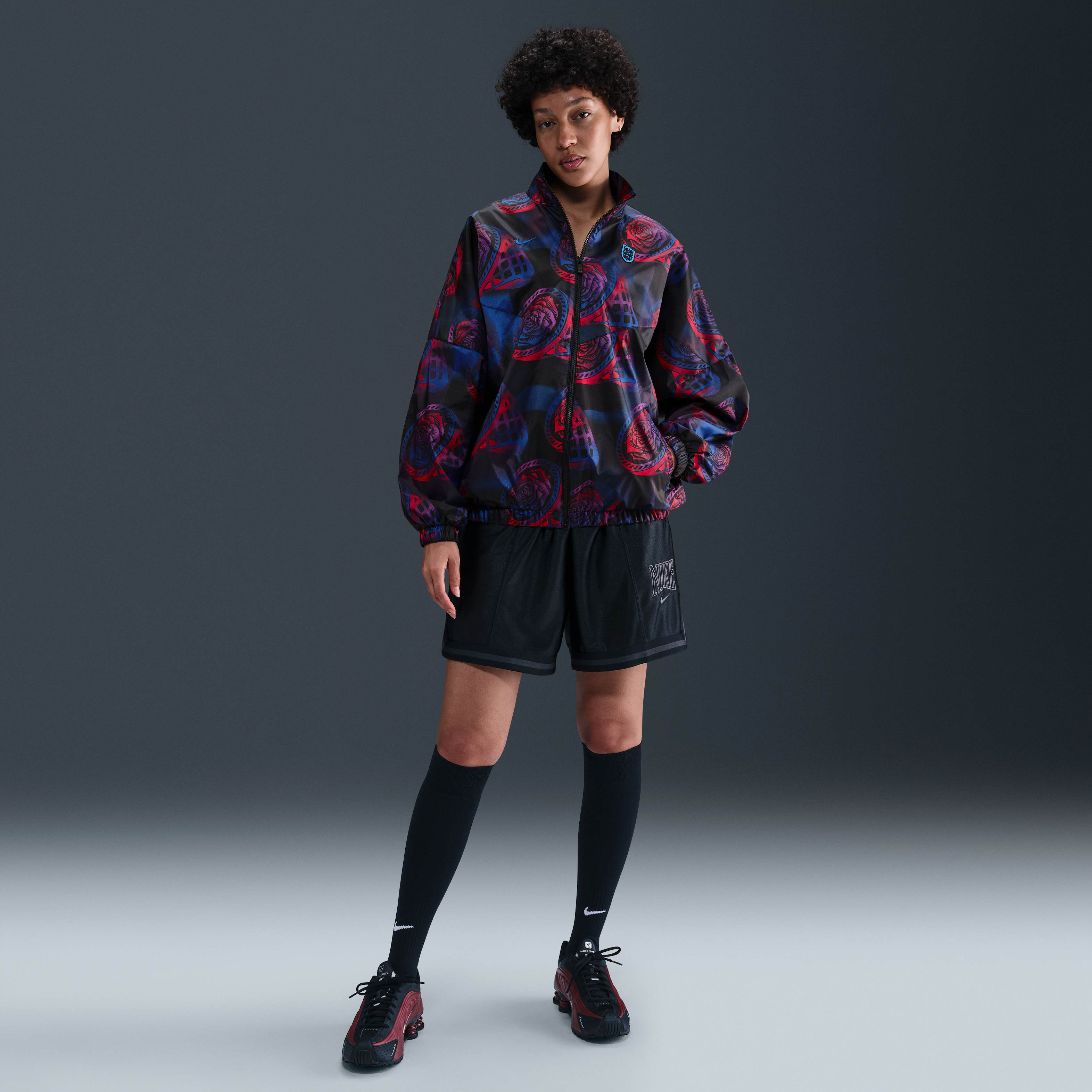 England Essential Windrunner image number 3