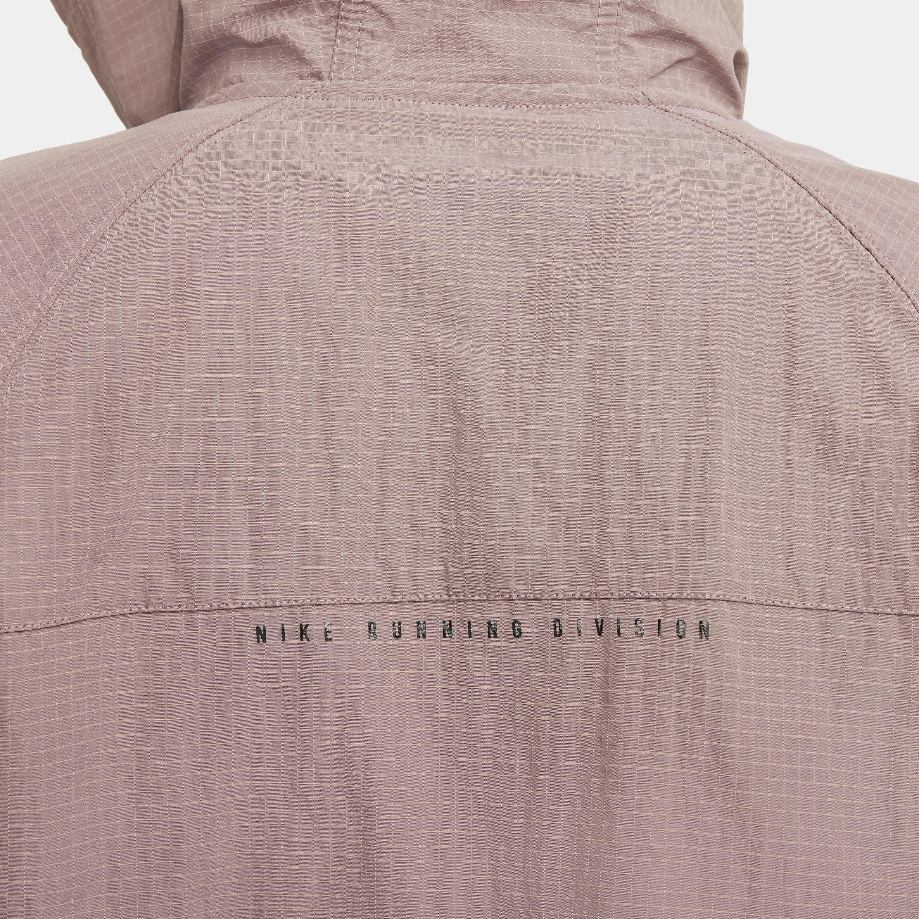 Nike Running Division image number 8