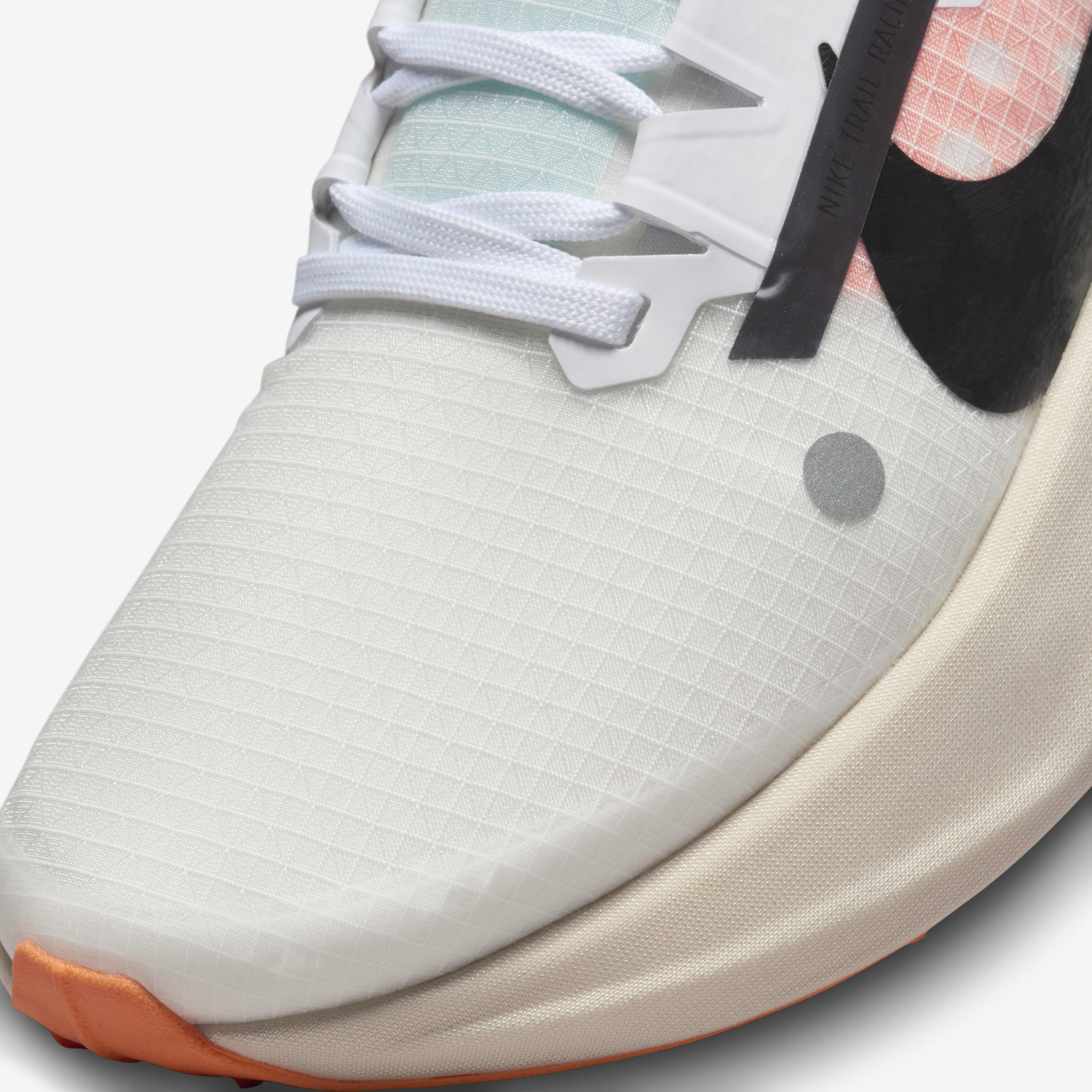 نايكي الترا فلاي image number 6