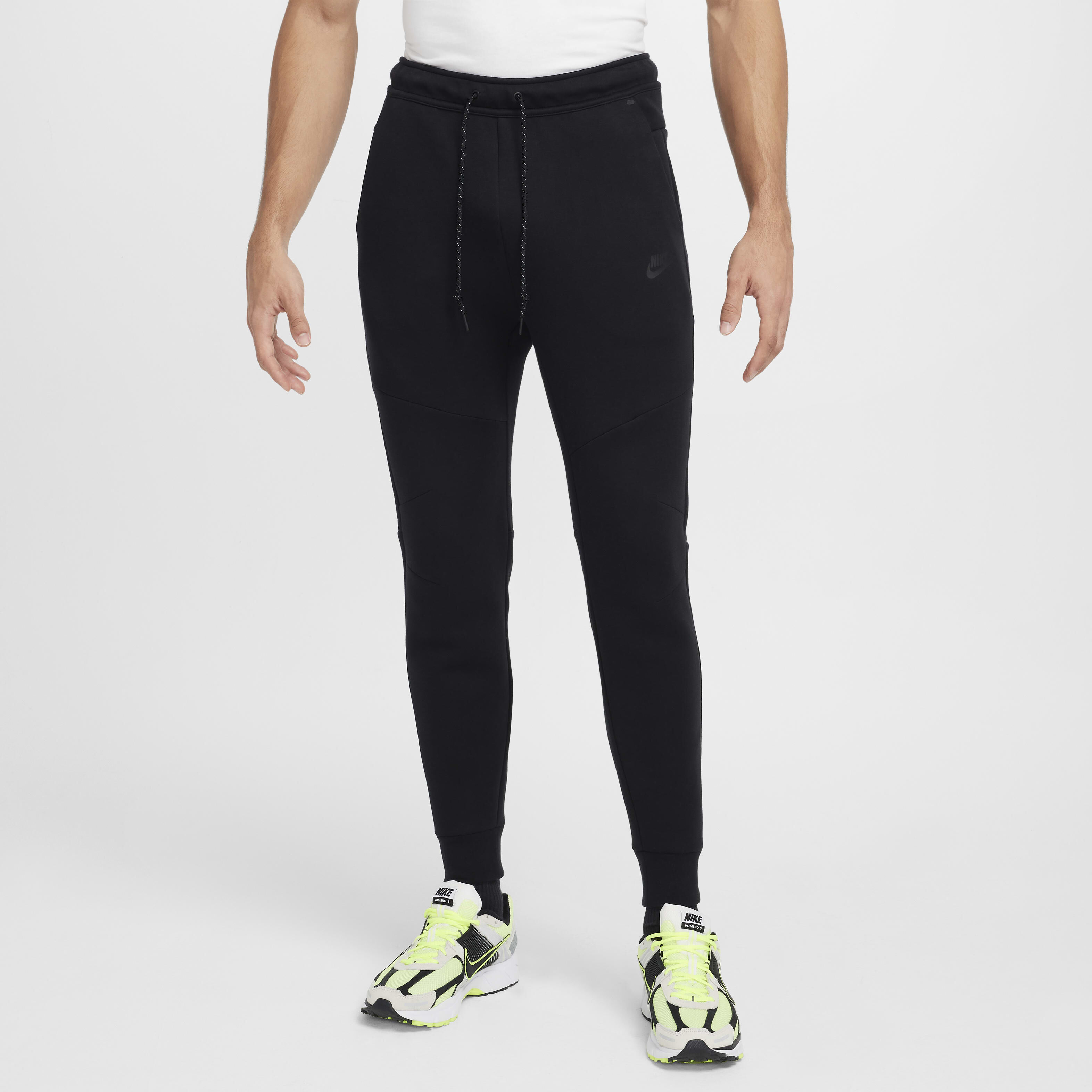 Nike standard fit sweatpants outlet