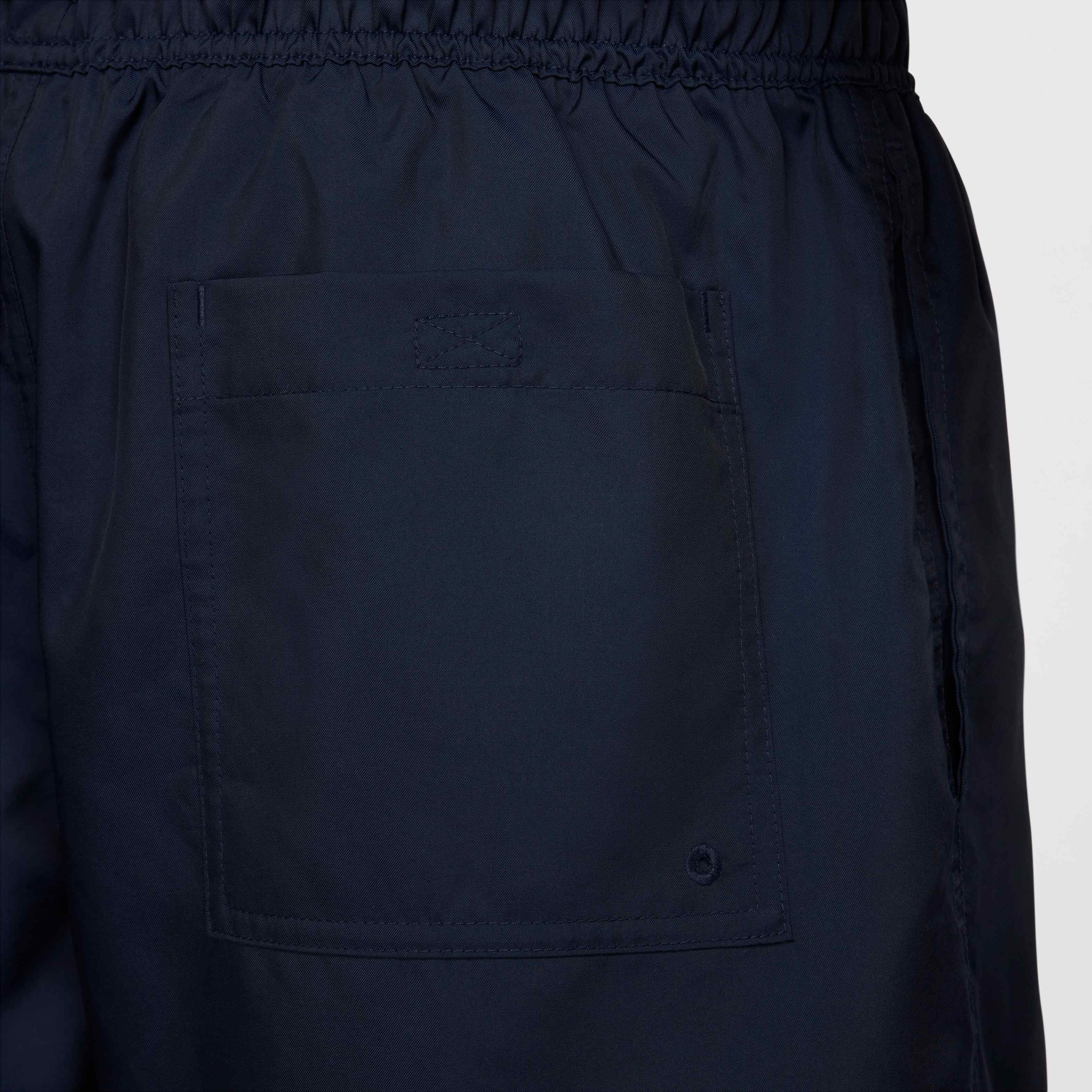 نايكي كلوب image number 4