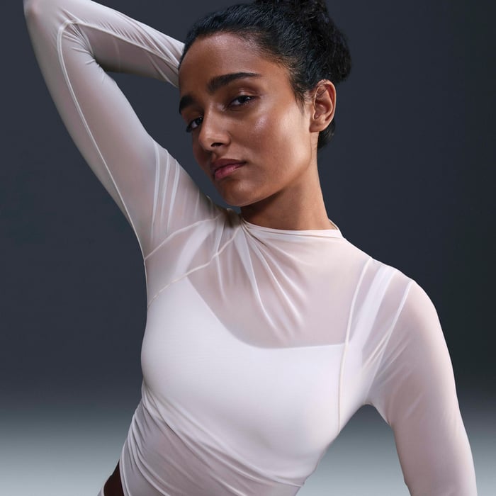 Nike Zenvy Sheer image number 2 Nike Zenvy Sheer image number 2