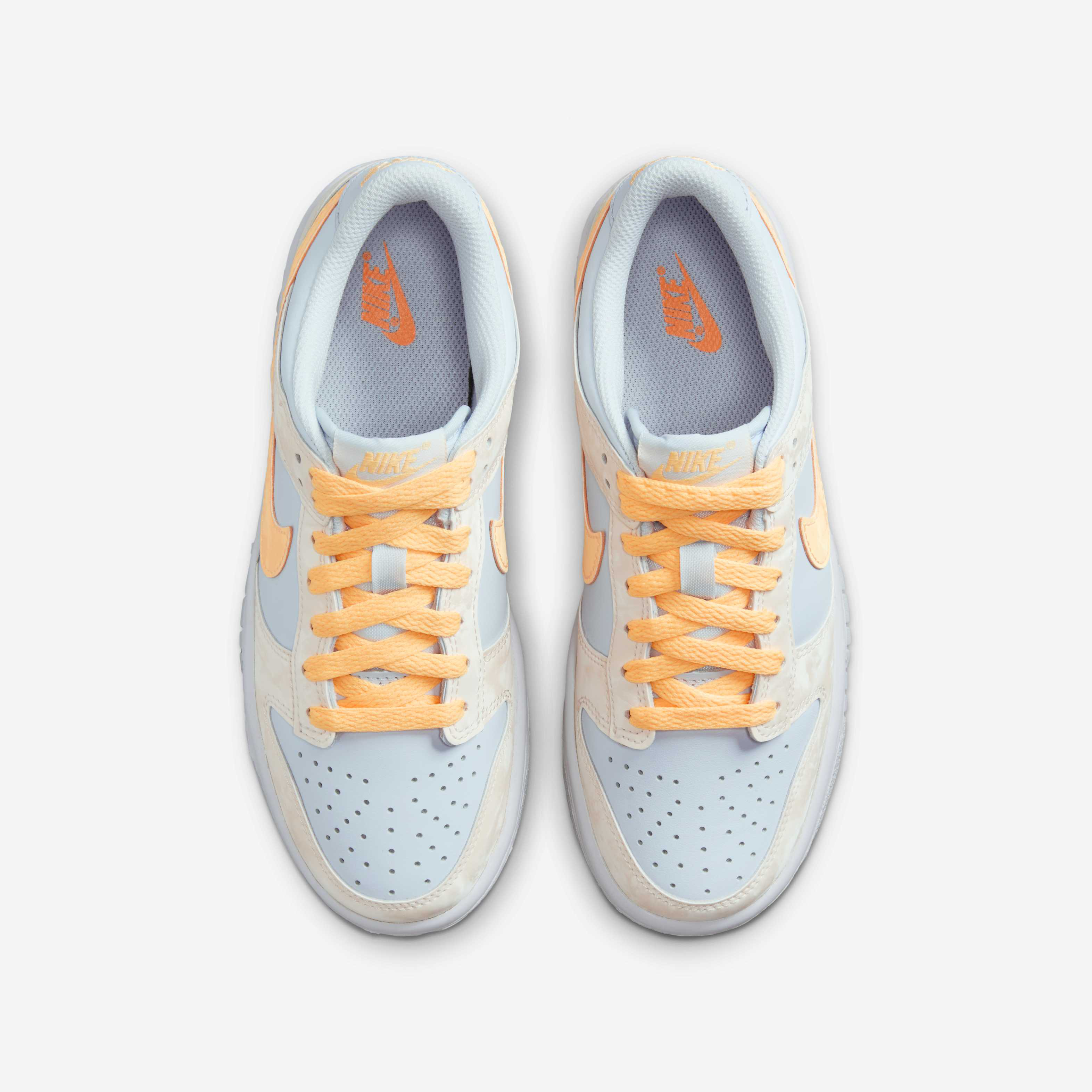 Nike Dunk Low image number 3