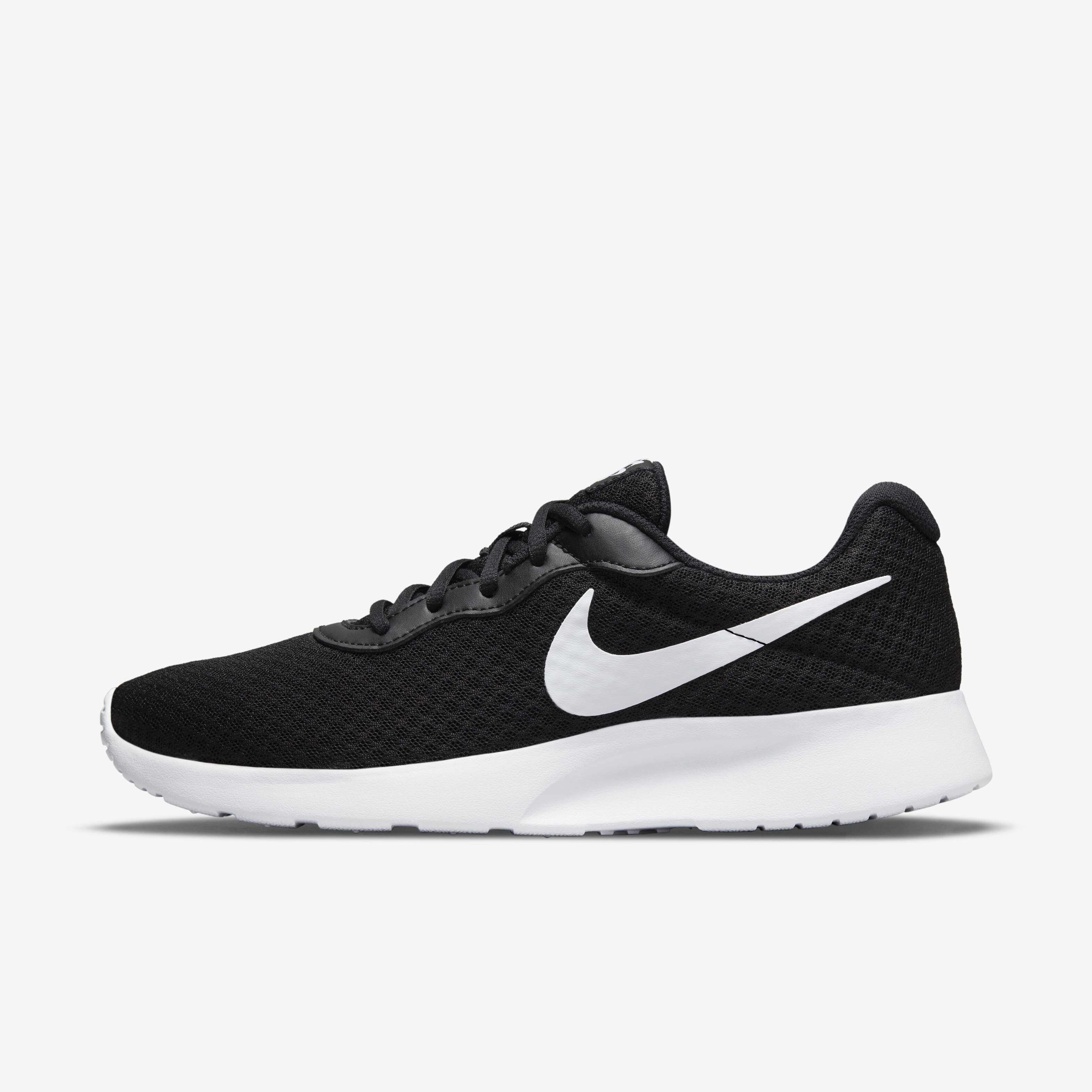 Nike tanjun jn00 deals