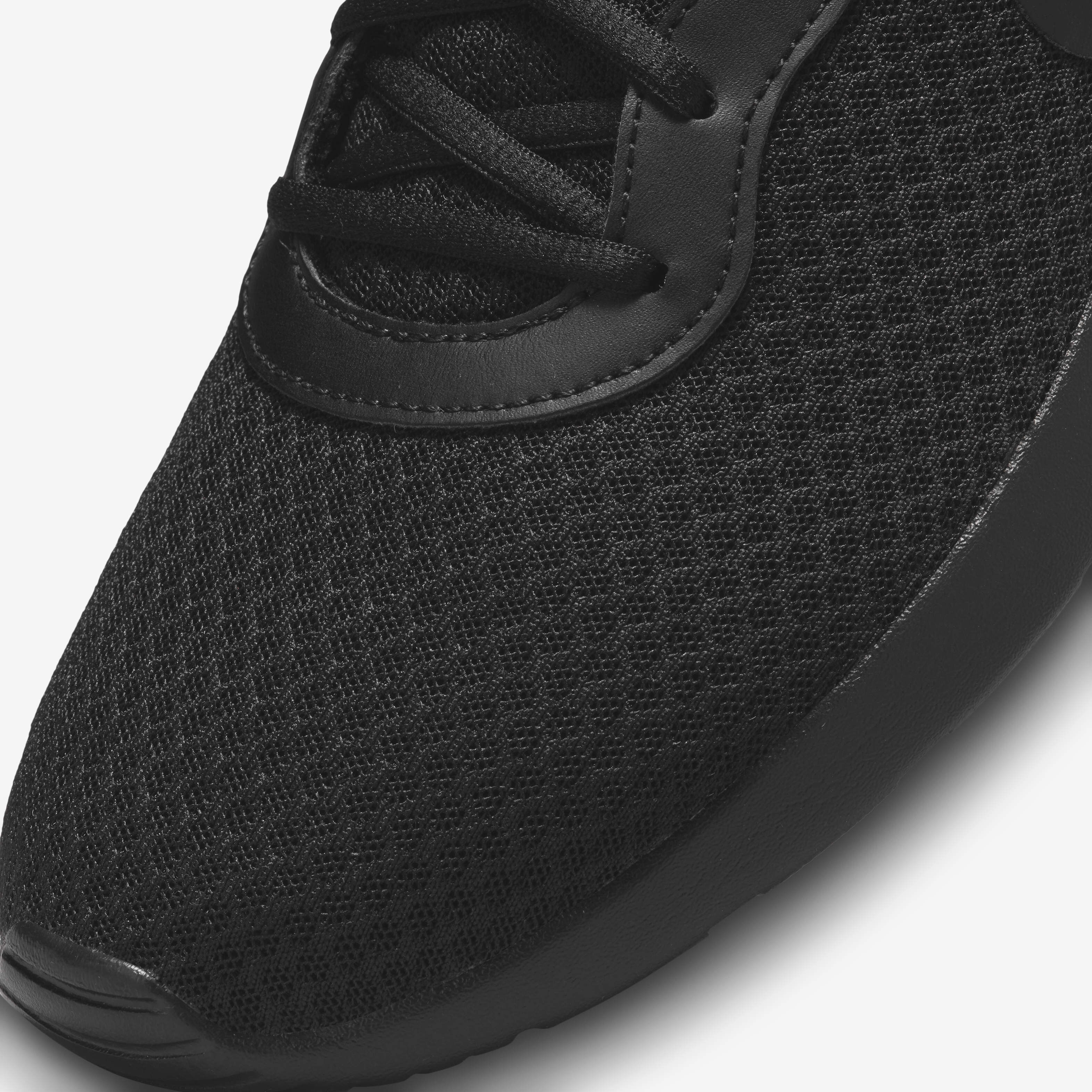 Nike tanjun jn00 outlet