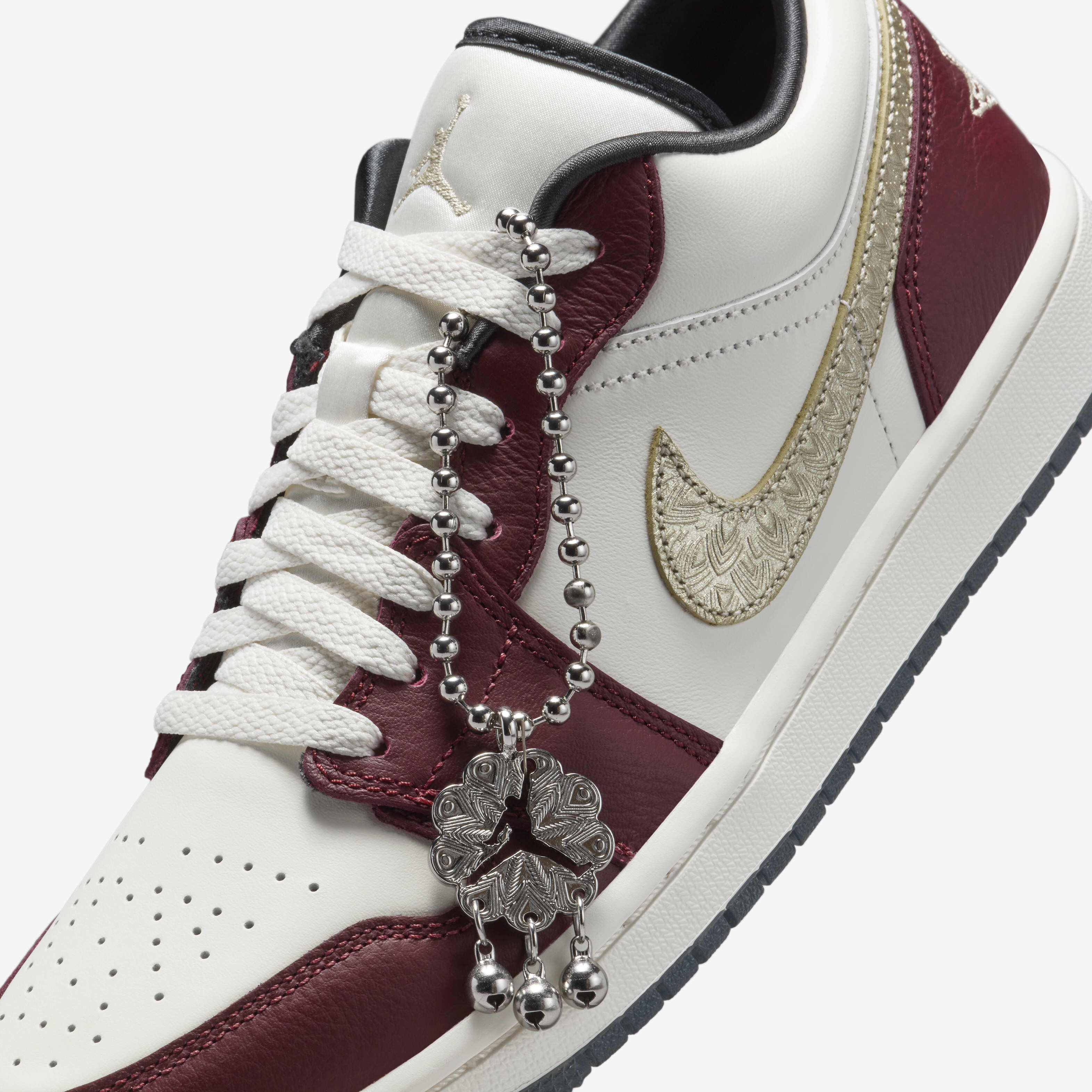 Air Jordan 1 Low SE Lunar New Year image number 8