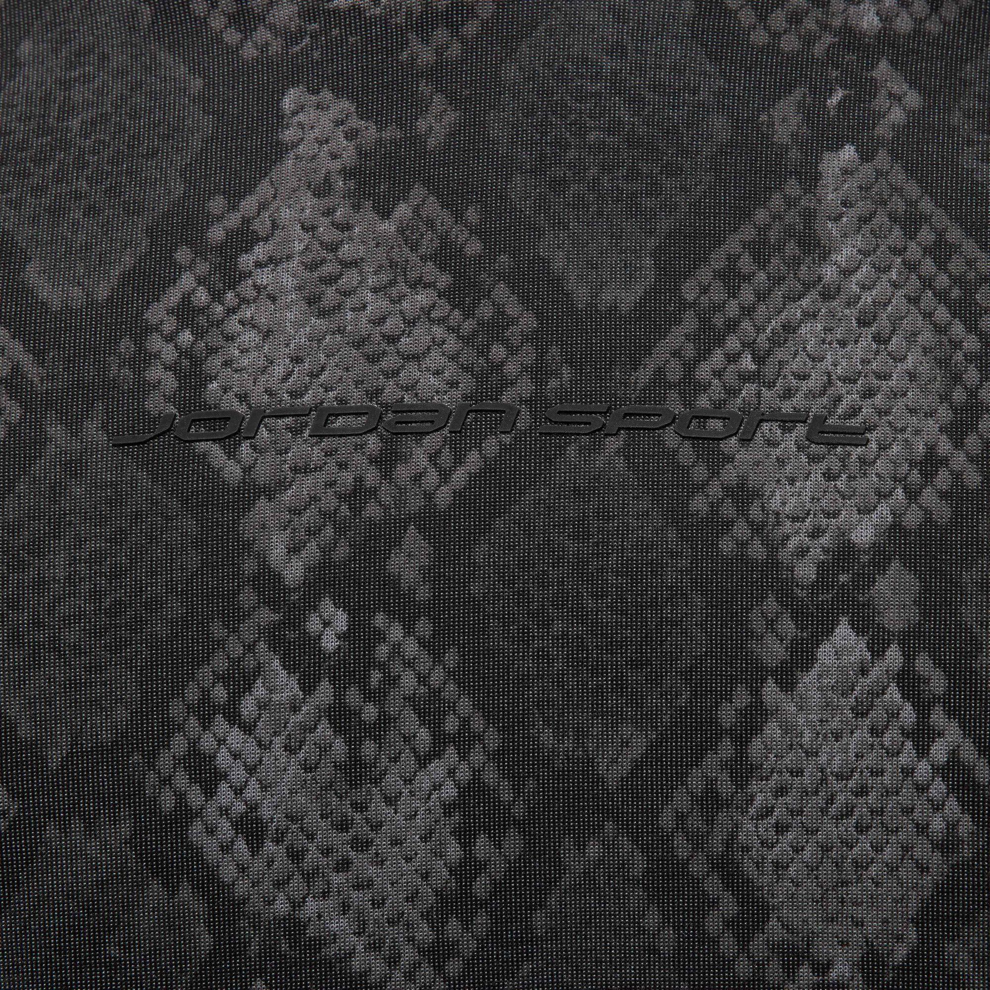 Zoom image