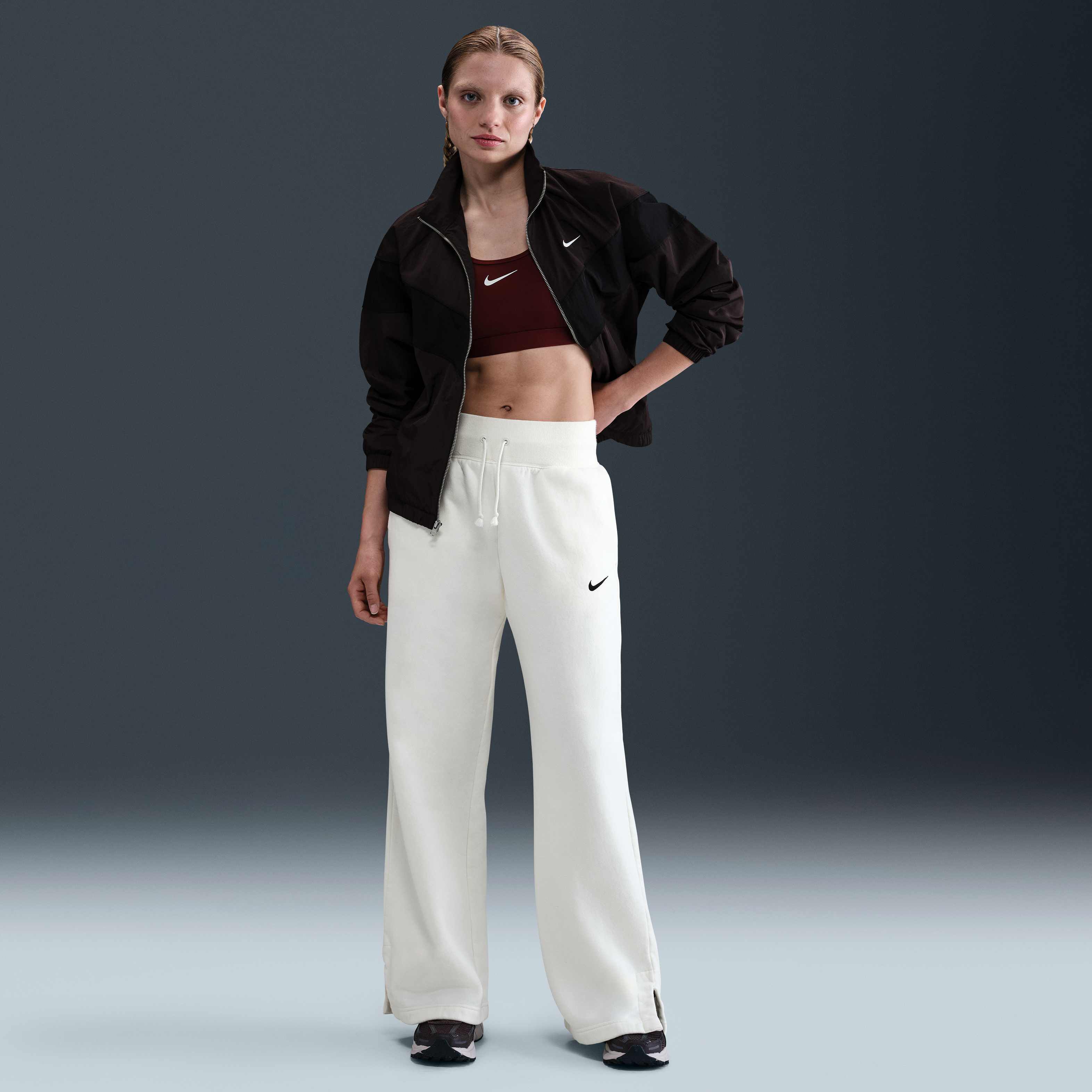 نايكي سبورتسوير فينيكس فليس image number 0